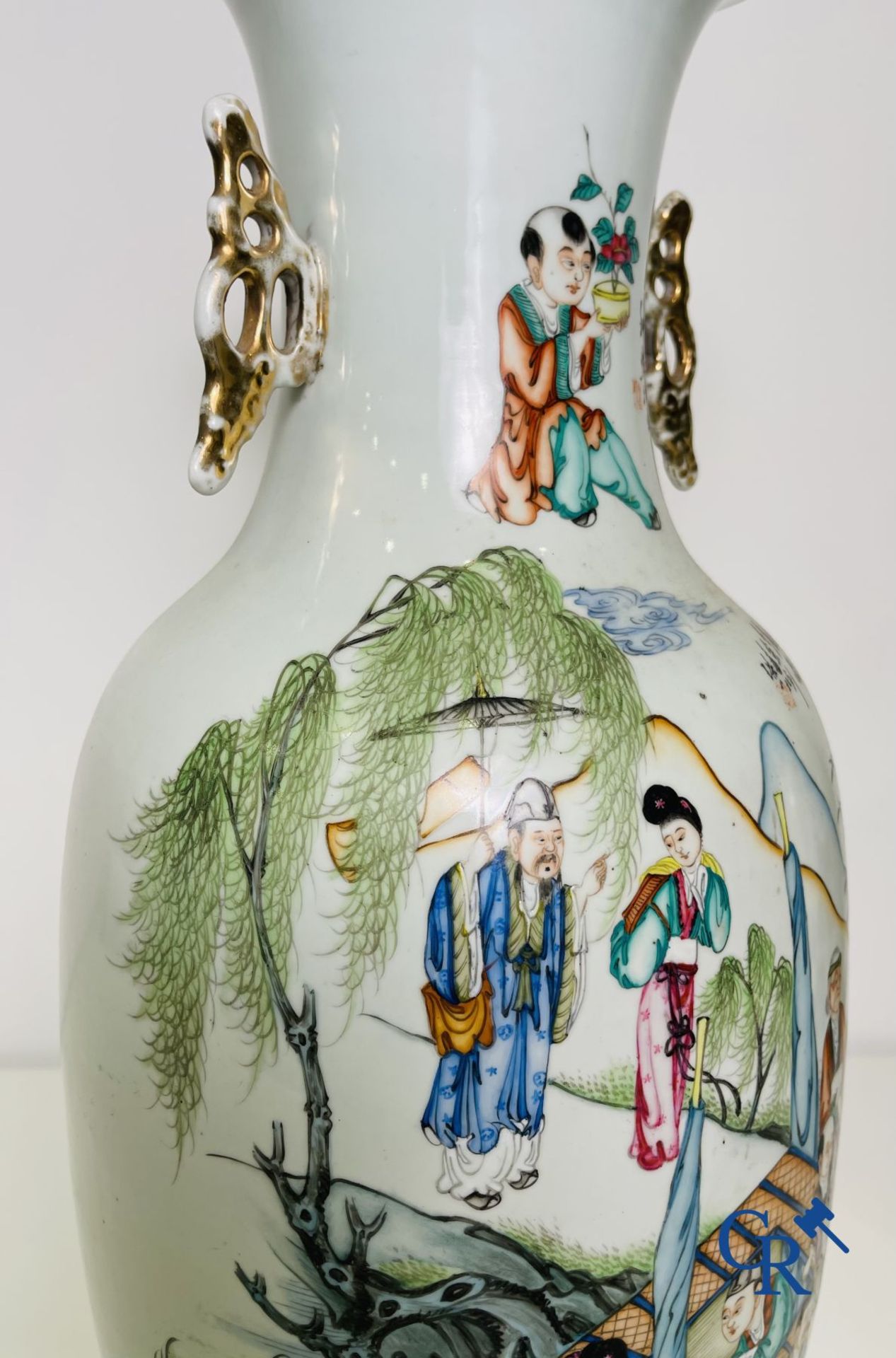 Chinese porcelain: A pair of Chinese vases with a double decor. - Image 11 of 30