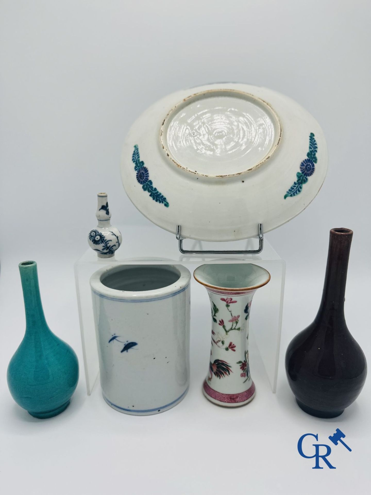 Chinese Porcelain: Lot of 6 different pieces of Chinese porcelain. 18th and 19th century. - Image 2 of 11