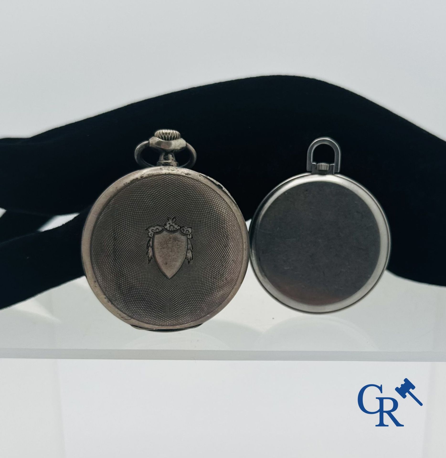 Timepieces: Oméga Genève: Lot consisting of 2 pocket watches. - Bild 3 aus 5