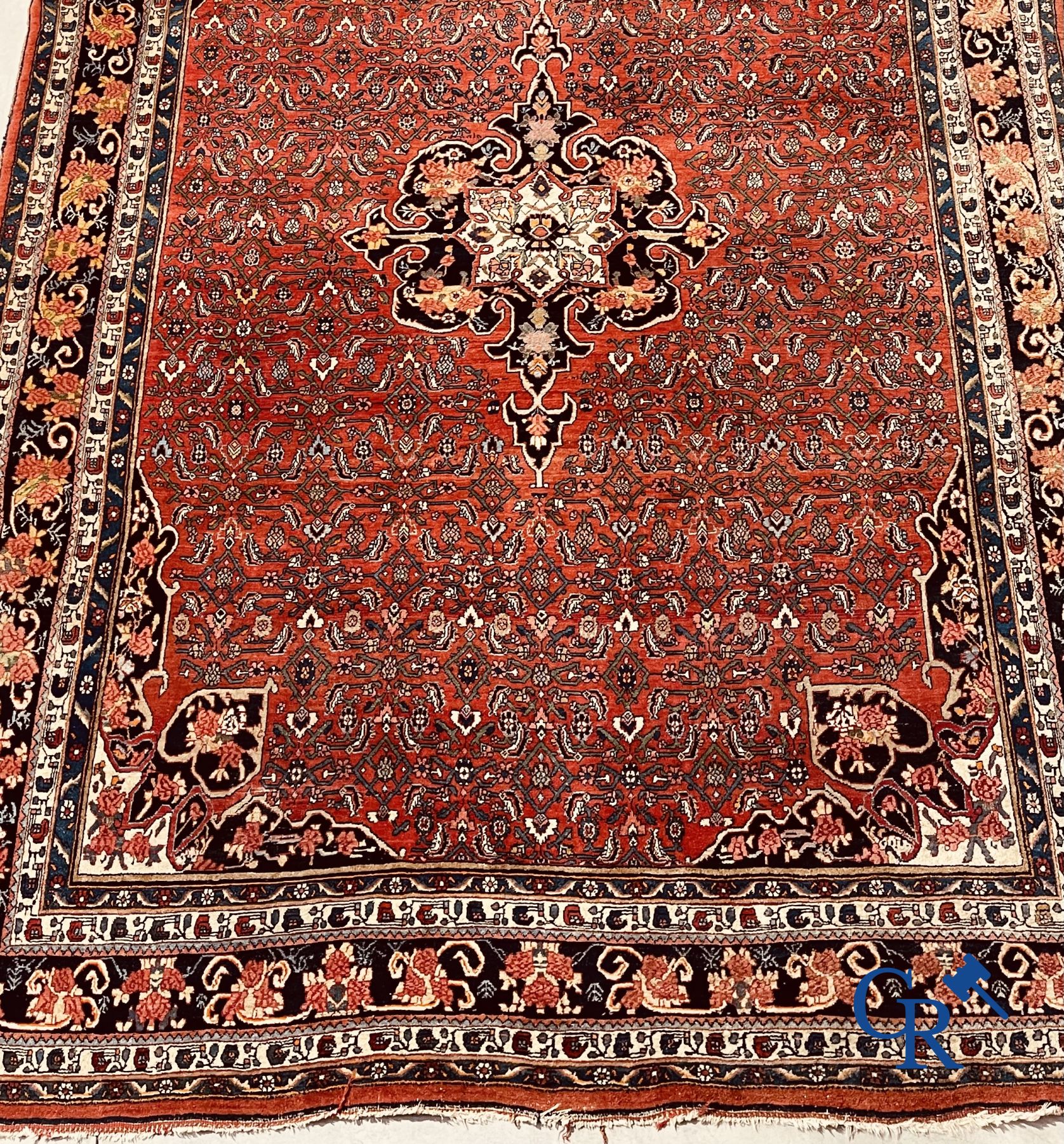 Persian carpet: Iran. Large Heriz carpet. - Image 5 of 14