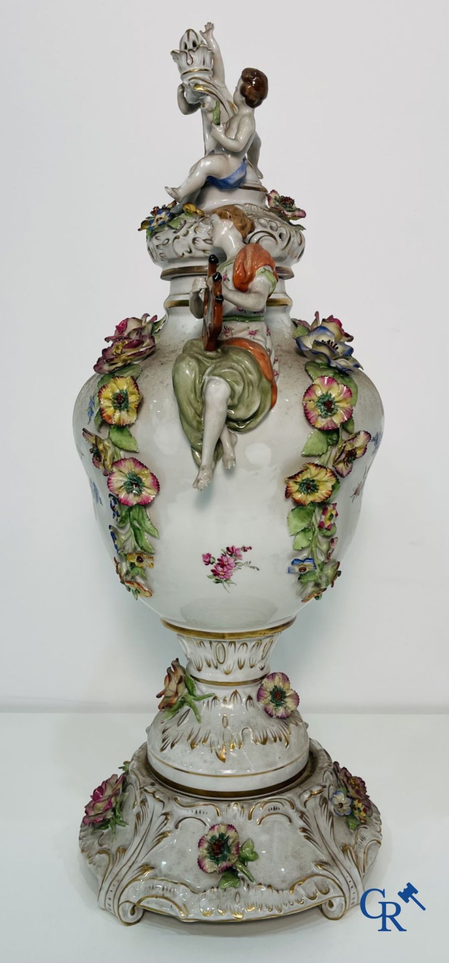 Sax porcelain: A lot with various pieces of Sax porcelain. - Image 5 of 11