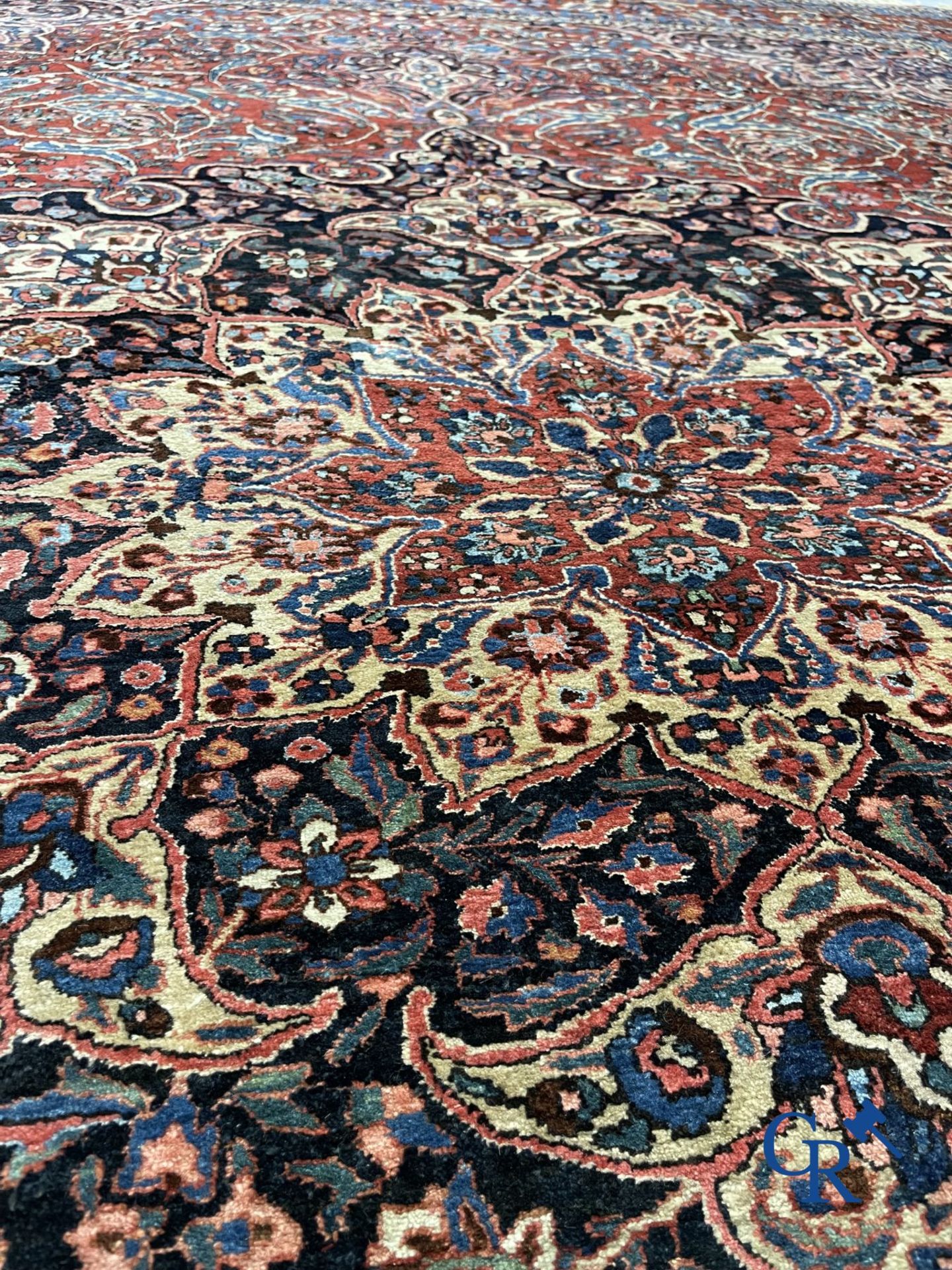 Carpets: Iran: An exceptional Persian carpet. Kashan. - Image 11 of 15