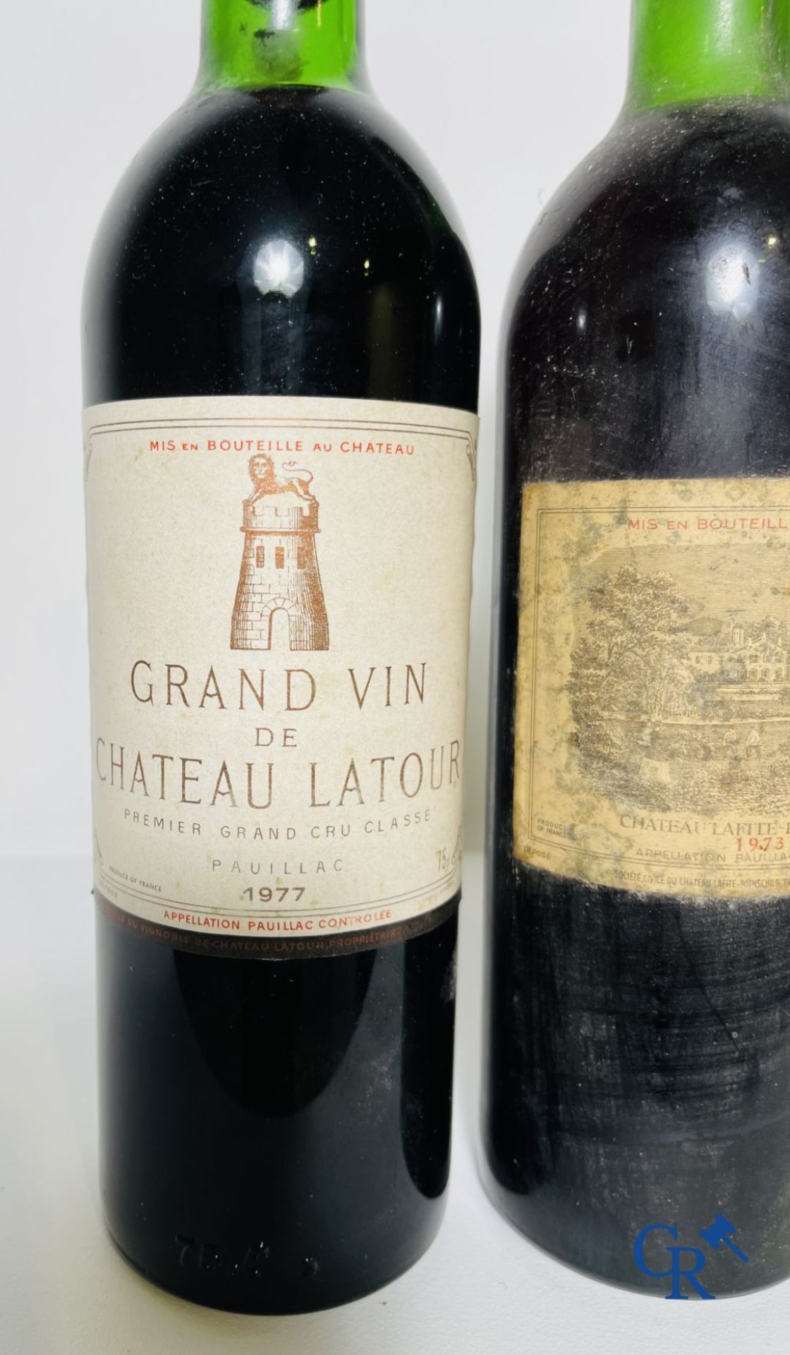 Wines. Bordeaux. Château Latour 1977 and Château Lafite Rothschild 1973. - Bild 2 aus 5
