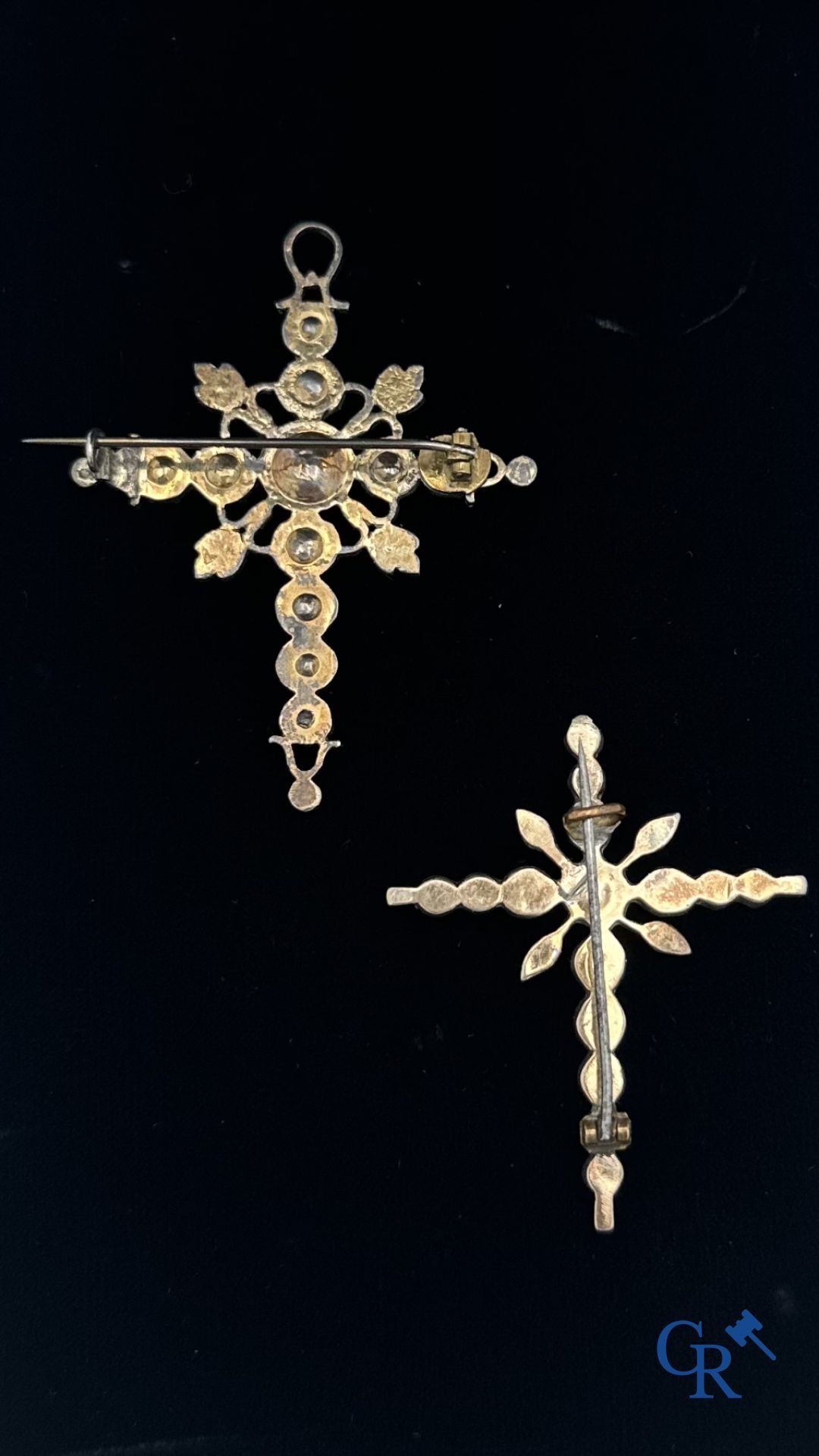 Jewellery: Lot of 2 Flemish crosses in silver and diamond. - Image 2 of 4