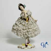 Volkstedt Rudolstadt: Presentation of a dancer in dentelle. (lace porcelain)