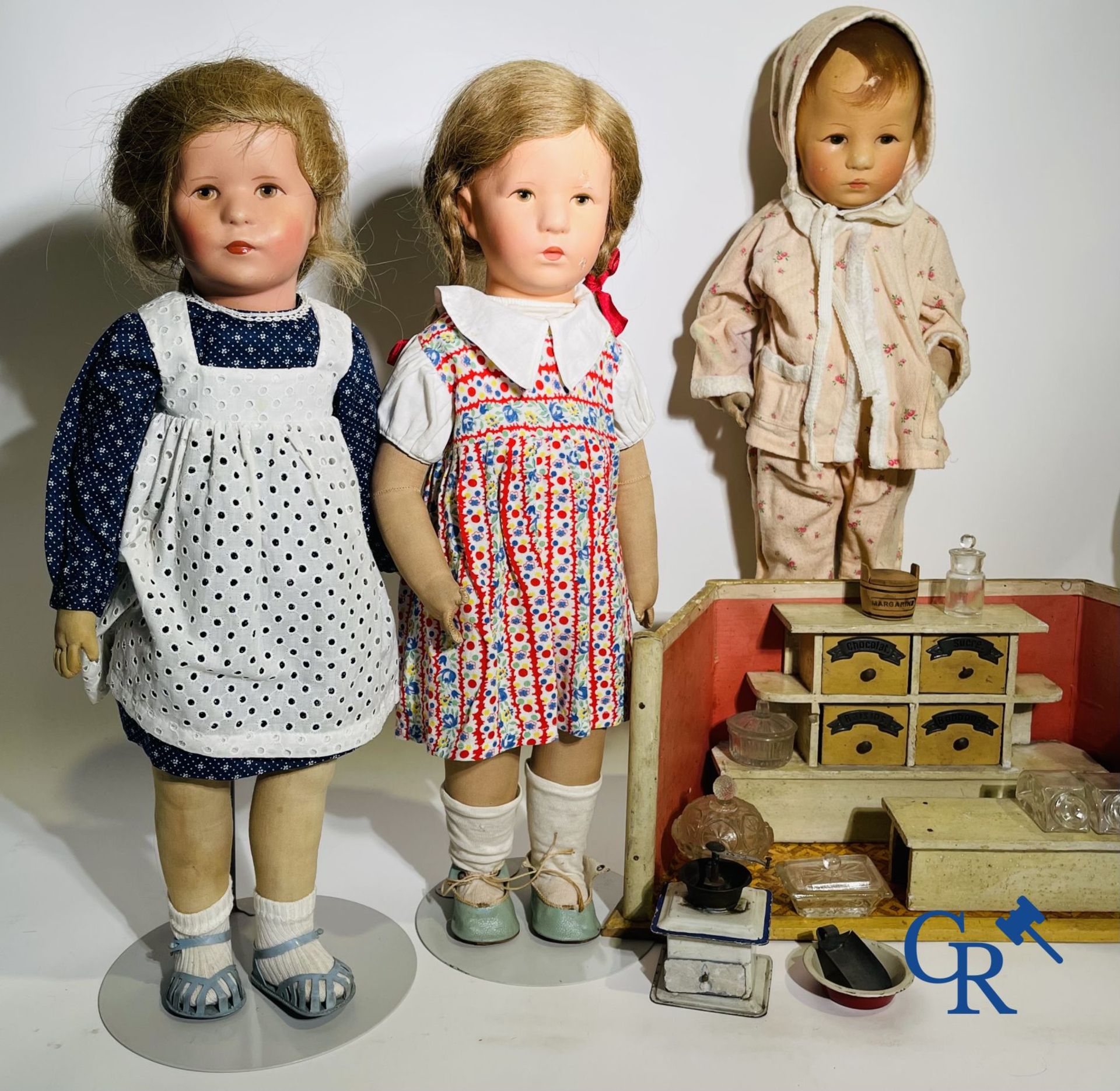 Toys: antique dolls: a lot of 6 dolls with a miniature grocery store attached. - Image 3 of 17