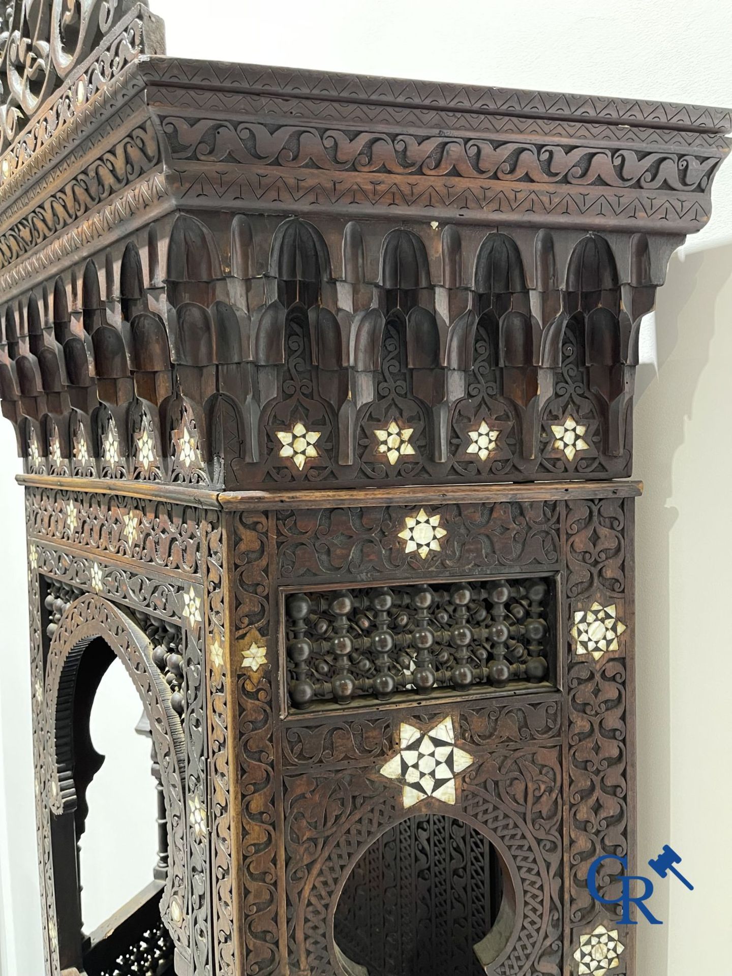 Sculpted furniture with inlays of ebony and mother-of-pearl. Syria, early 19th century. - Image 11 of 22