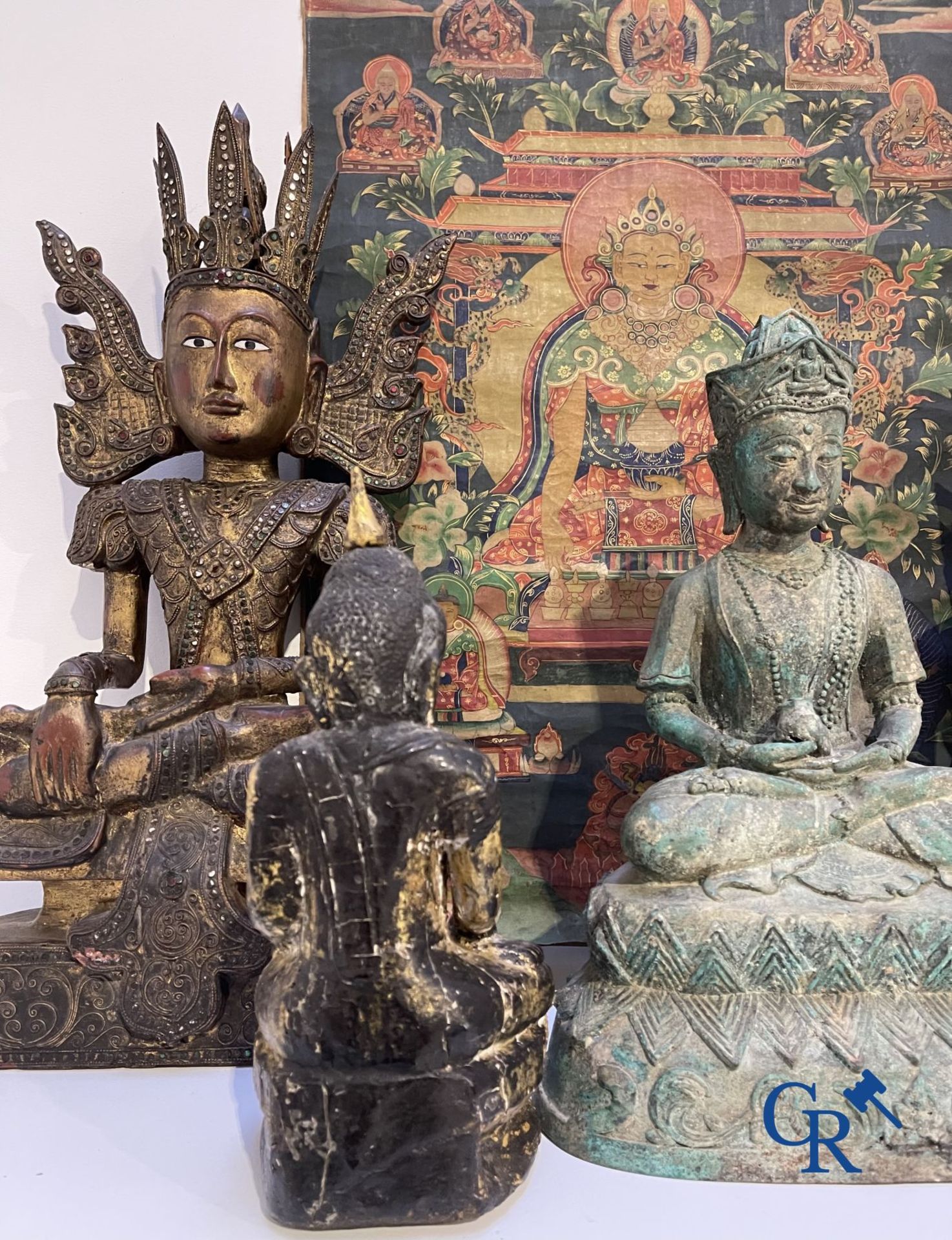 Asian Art: a lot consisting of 4 statues and a thangka. - Image 3 of 18