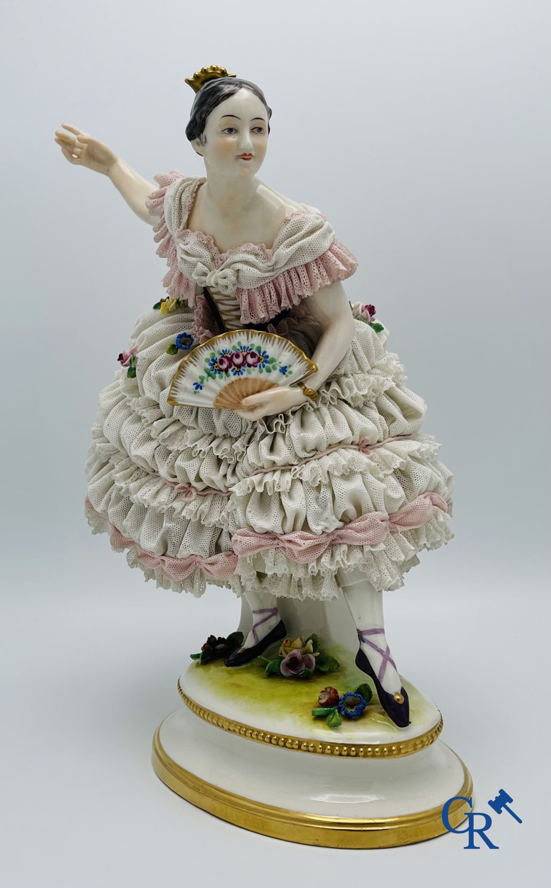 Volkstedt Rudolstadt: Large figure of a dancer in "lace porcelain". - Image 3 of 11