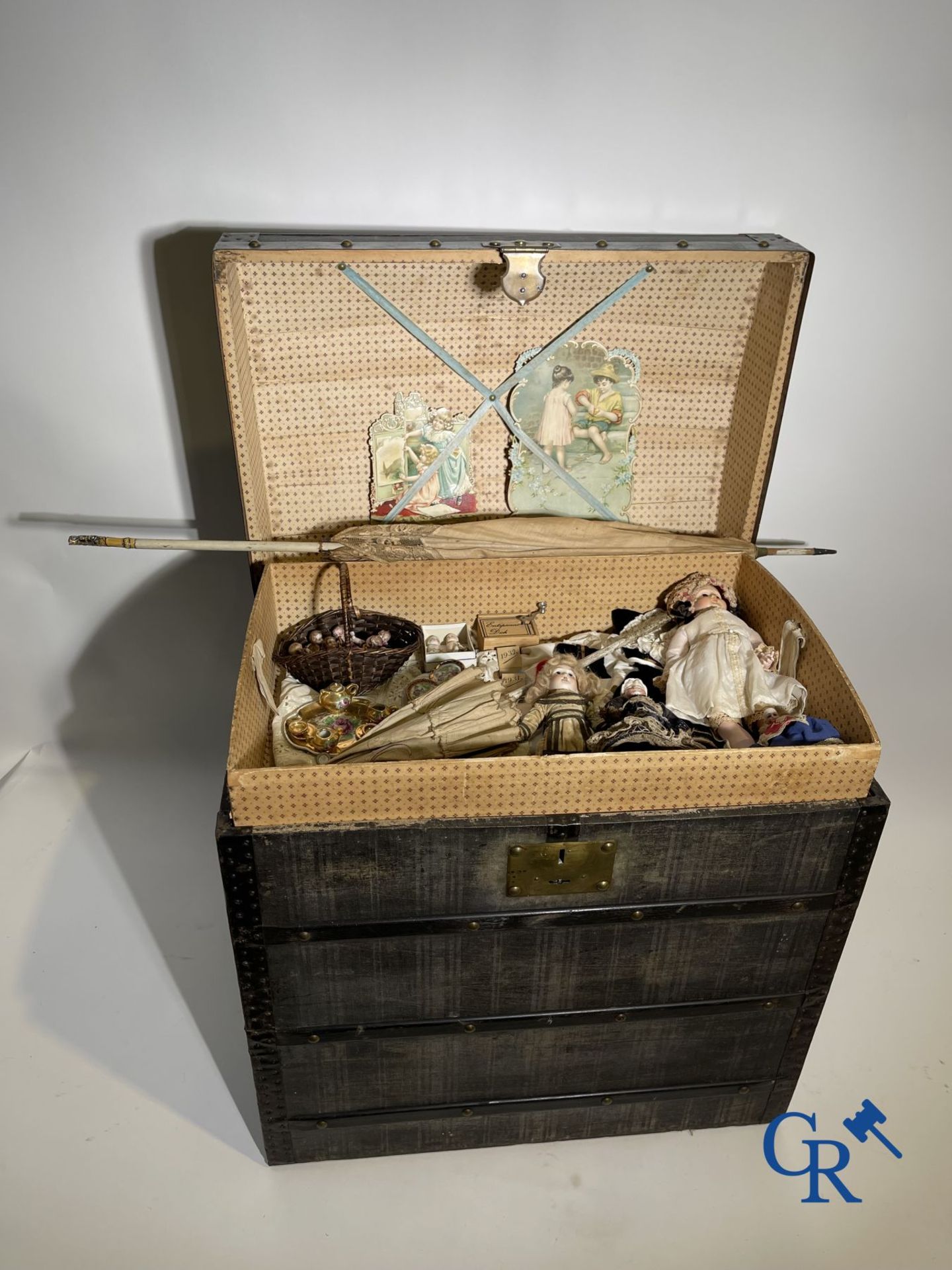 Toys: Travel case filled with various dolls and collectibles. - Image 6 of 11