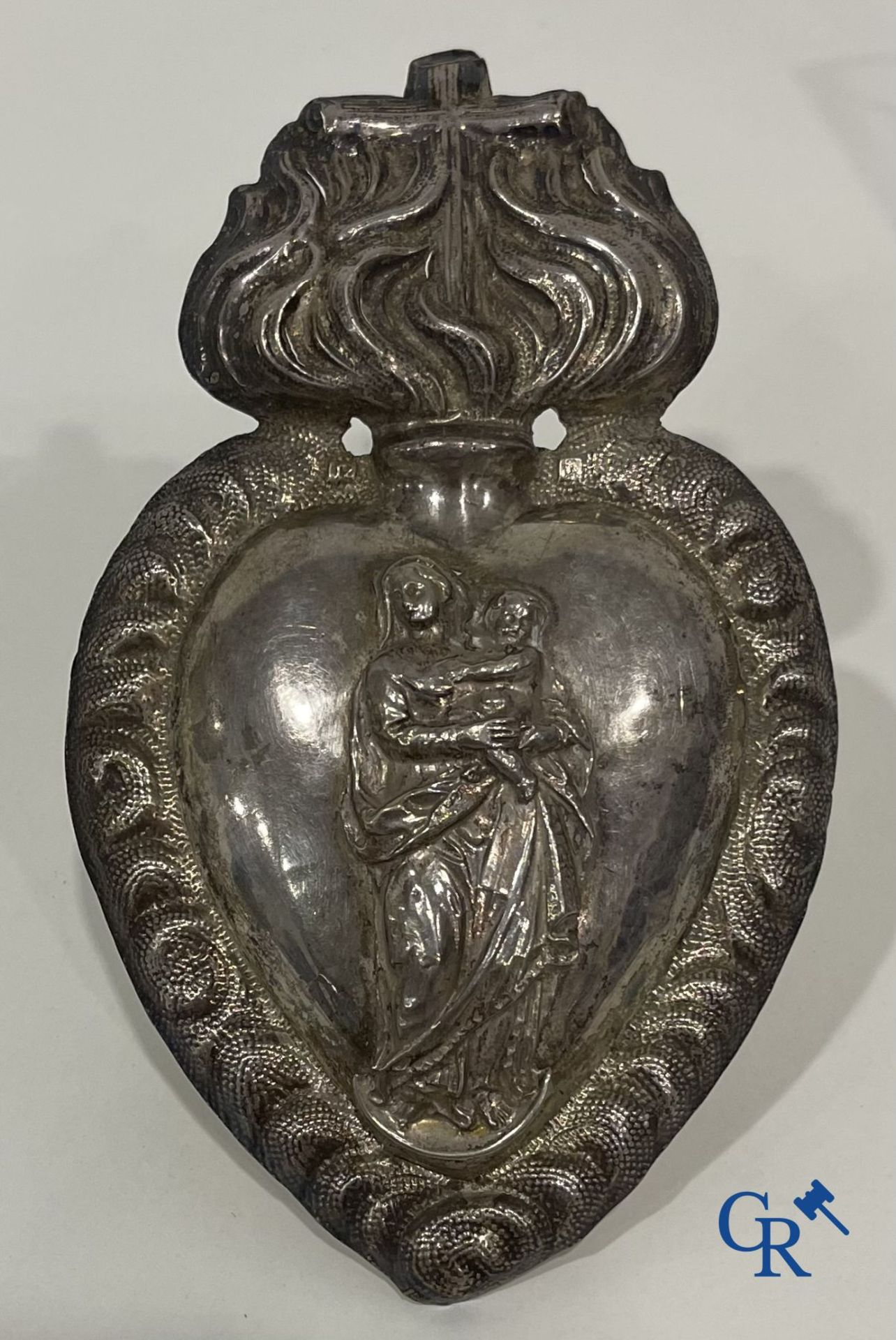 A lot of 9 pieces of various religious objects in silver. 18th-19th century - Bild 19 aus 25