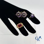 Jewels: Lot of 2 rings in gold 18K and a brooch in gold 18K.