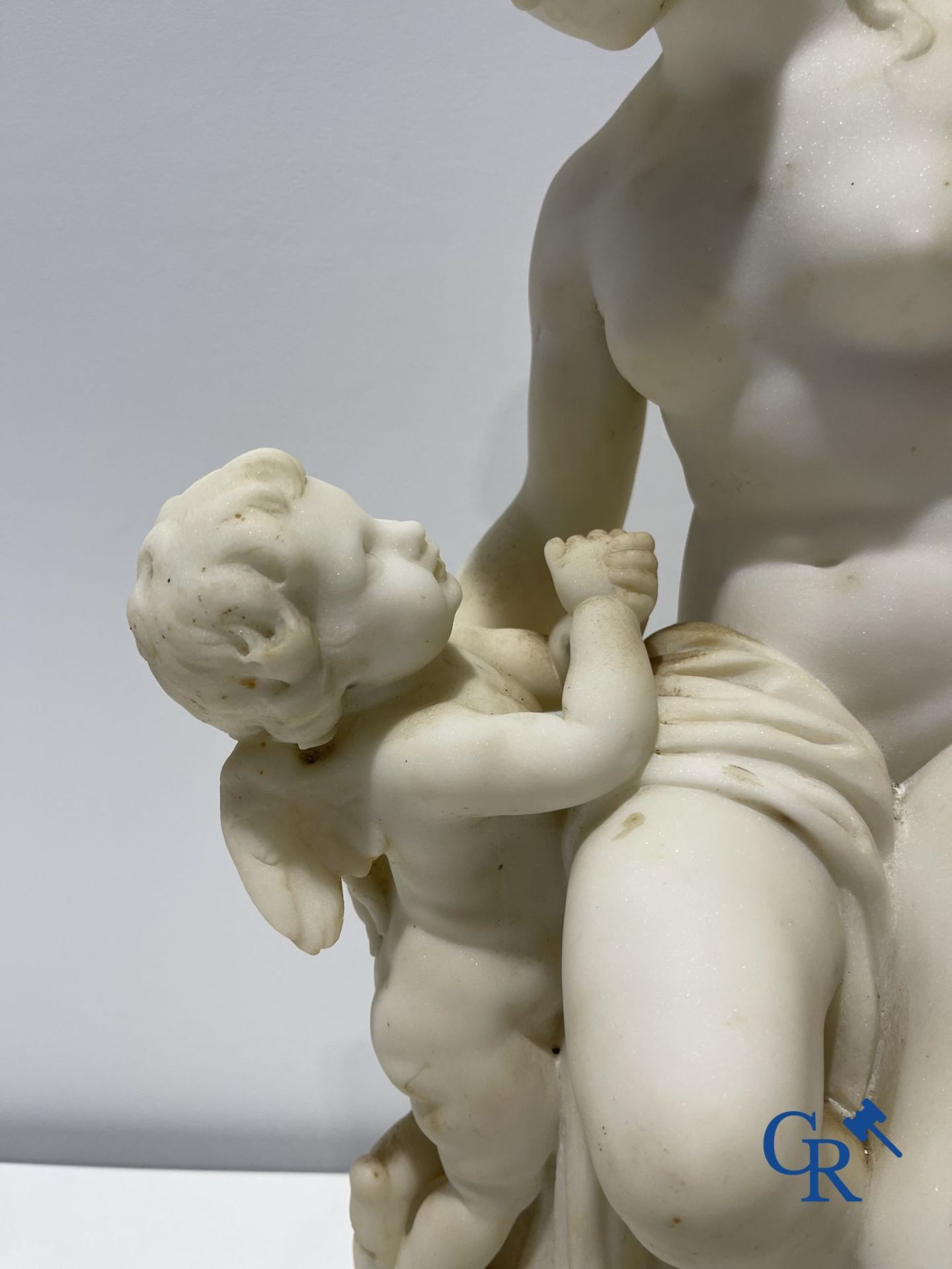 Marble statue after Etienne Maurice Falconnet. Venus and Cupid. 19th century. Signed Falconnet. - Image 3 of 21