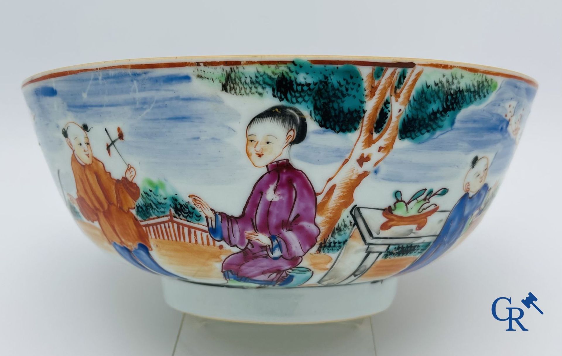 Asian Art: Beautiful lot of Chinese porcelain. - Bild 24 aus 40