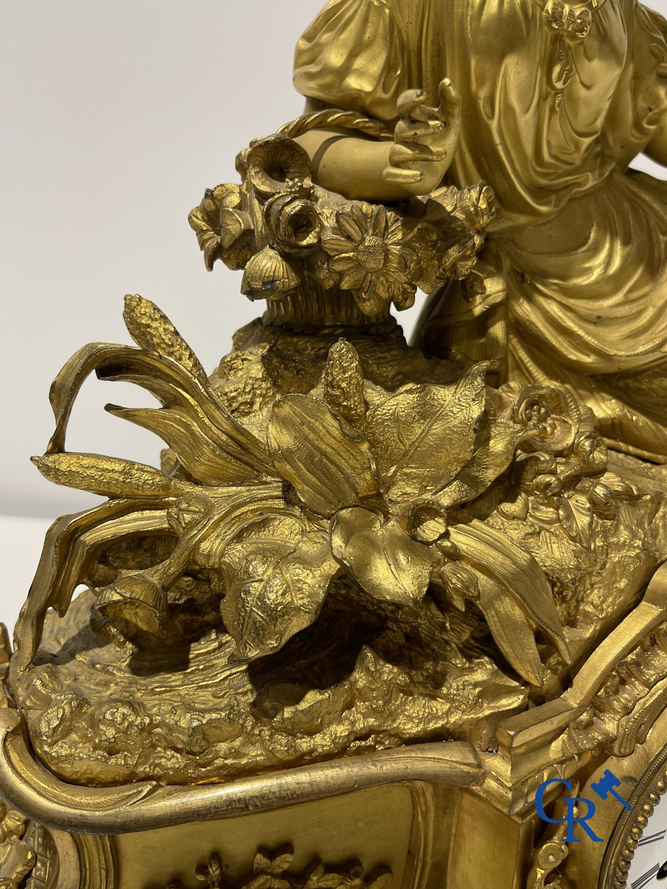 Bronze gilded clock with a romantic performance. 19th century. - Image 4 of 9