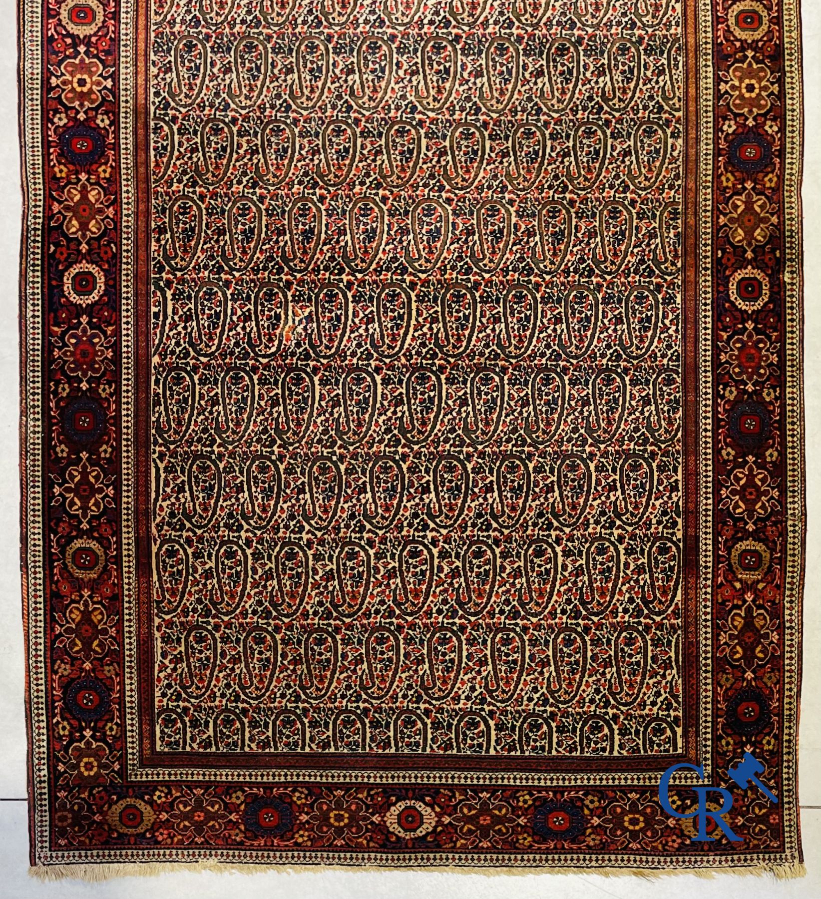 Oriental carpets: Antique oriental carpet. - Bild 4 aus 8