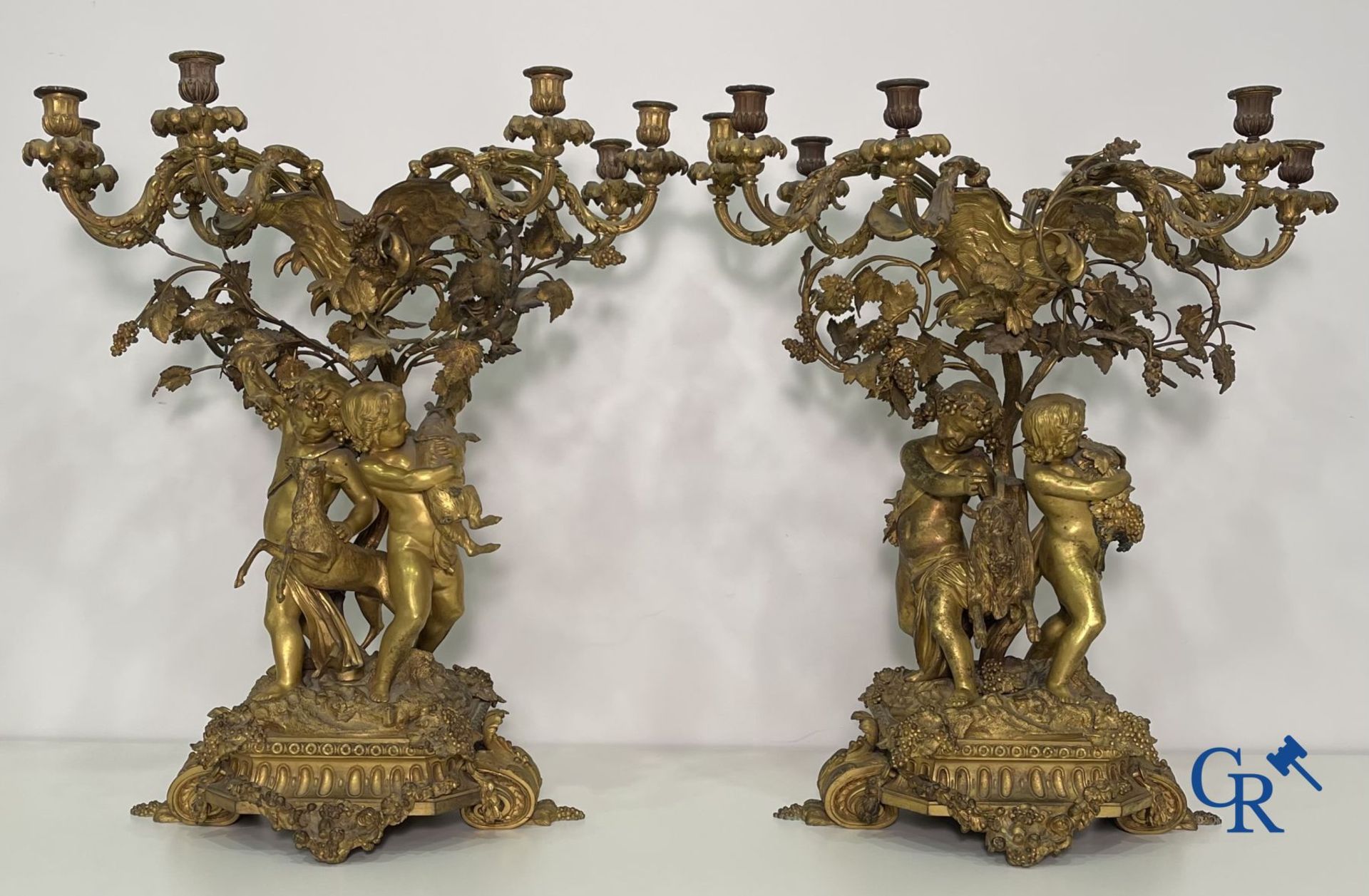A pair of imposing bronze candlesticks with putti in LXVI style. Napoleon III period. - Bild 3 aus 32