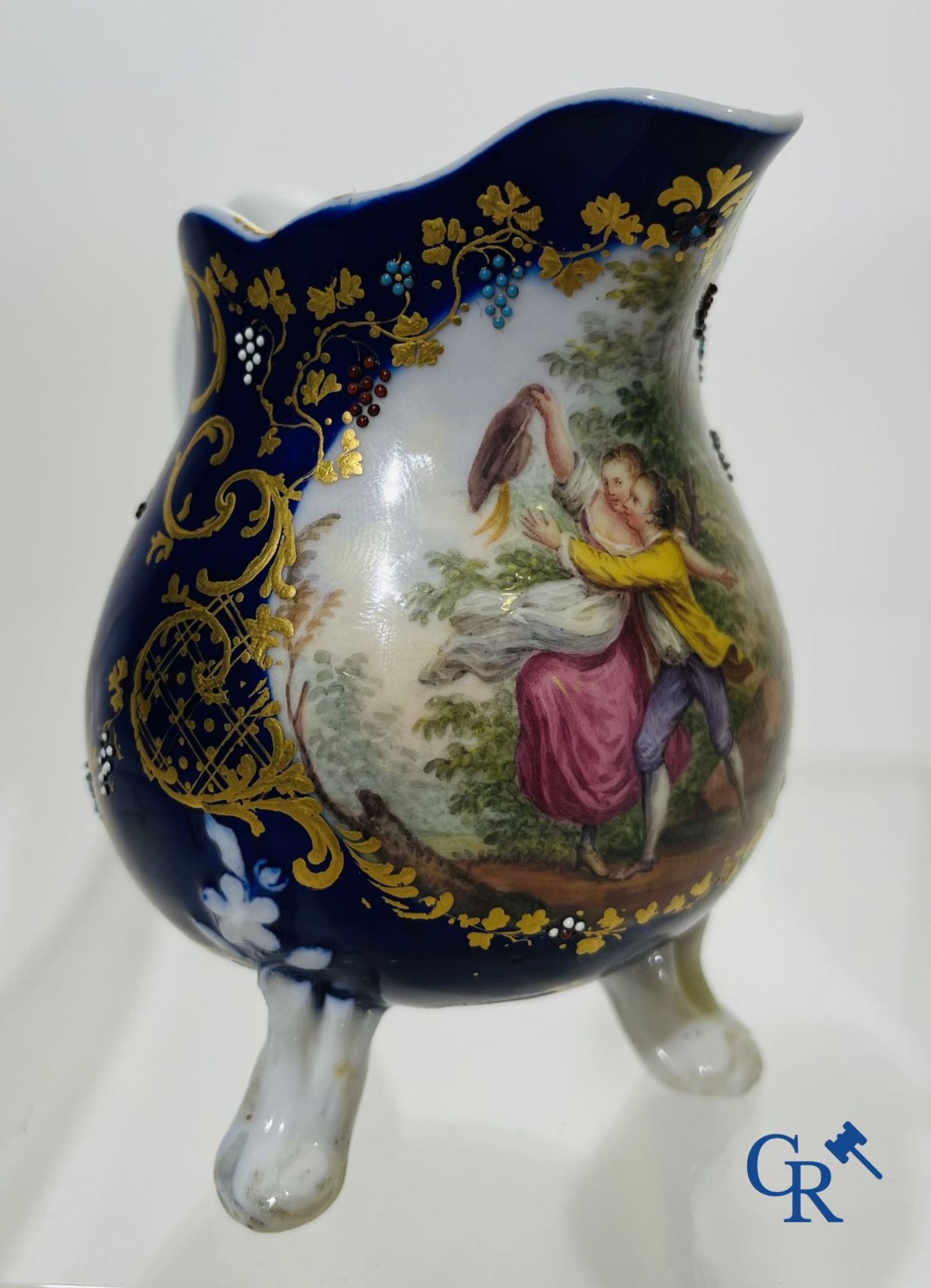 Vincennes 18th century. A three-legged milk jug in soft porcelain with lapis blue background. - Image 5 of 15