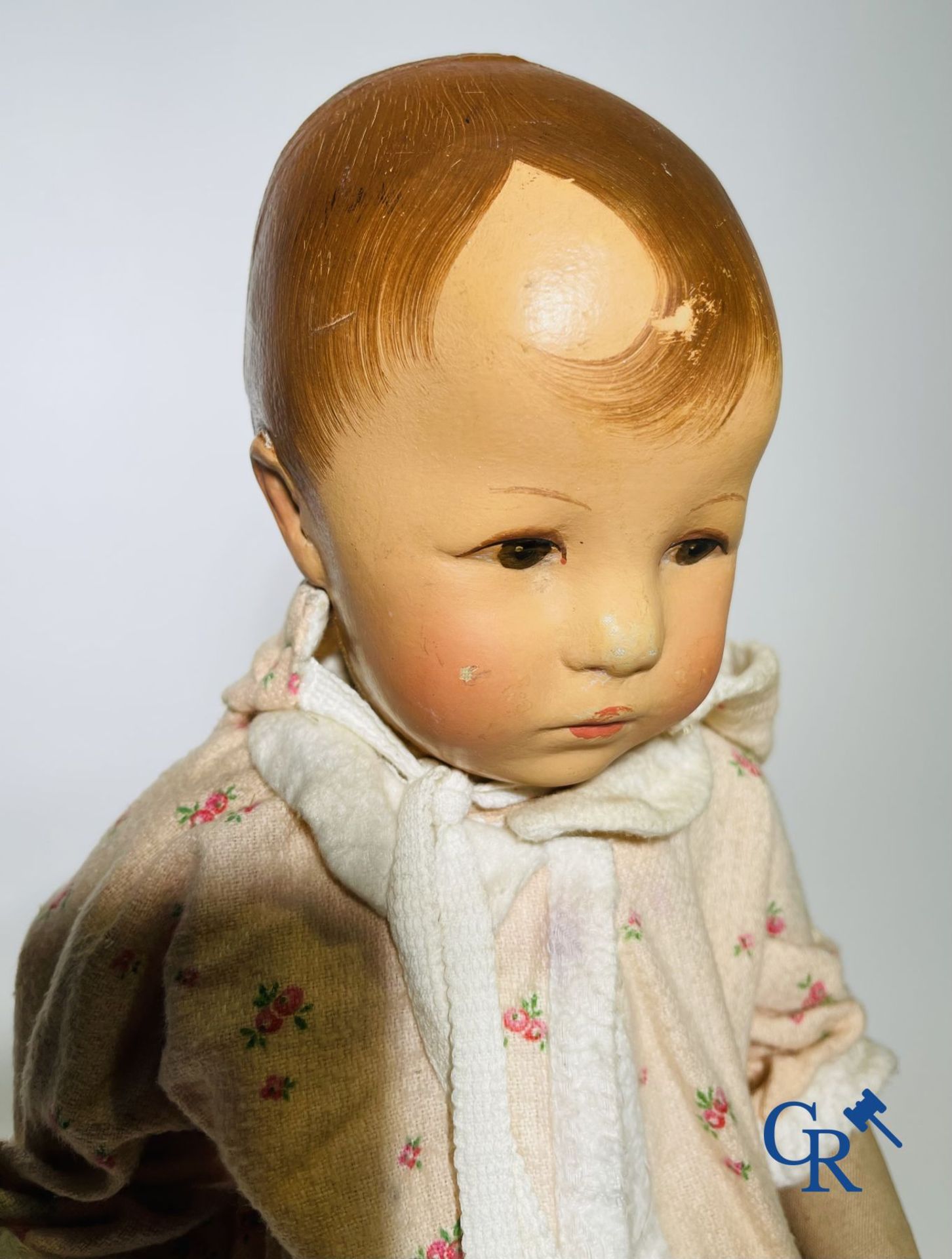 Toys: antique dolls: a lot of 6 dolls with a miniature grocery store attached. - Image 11 of 17