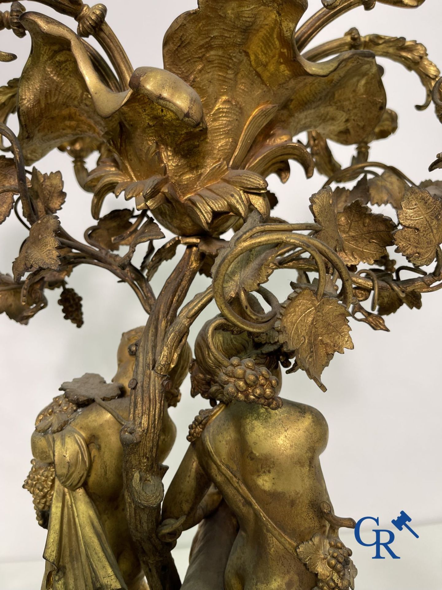 A pair of imposing bronze candlesticks with putti in LXVI style. Napoleon III period. - Bild 32 aus 32