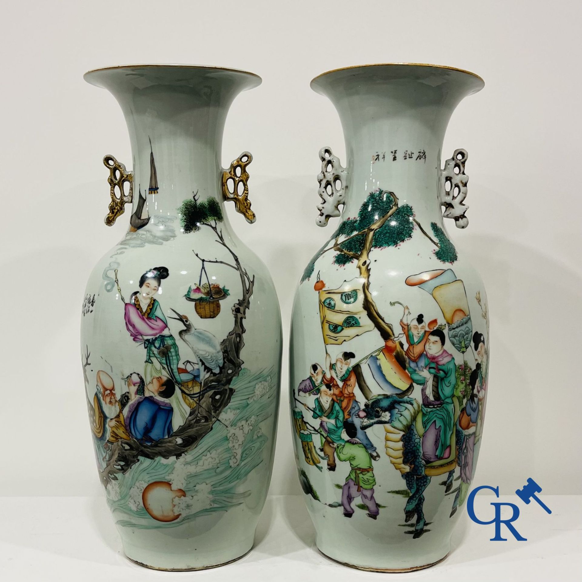 Chinese Porcelain: 2 Chinese vases republic period. - Image 2 of 14