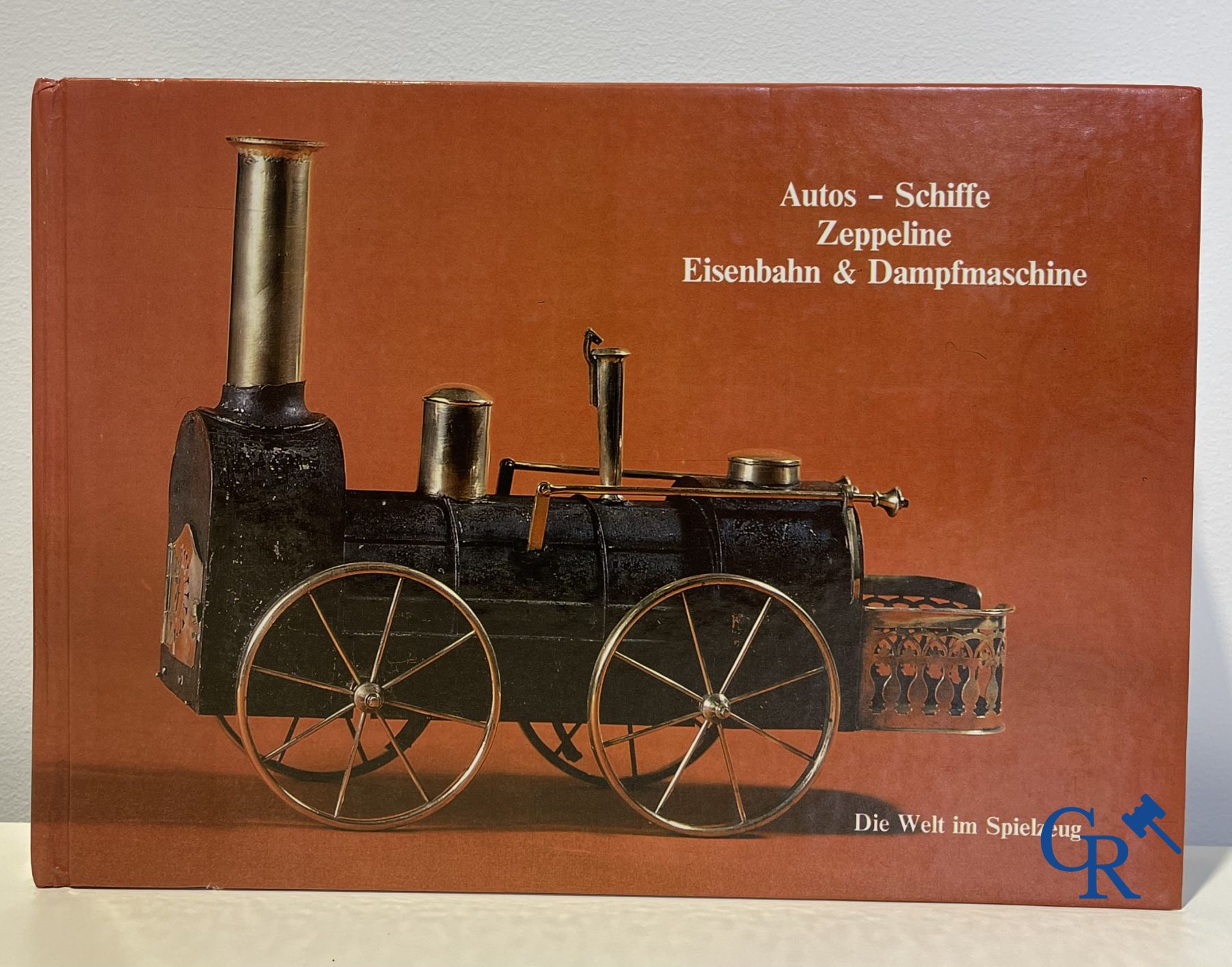 Old toys. Märklin. Interesting lot books about beautiful old toys, locomotives, trains etc. - Image 7 of 17