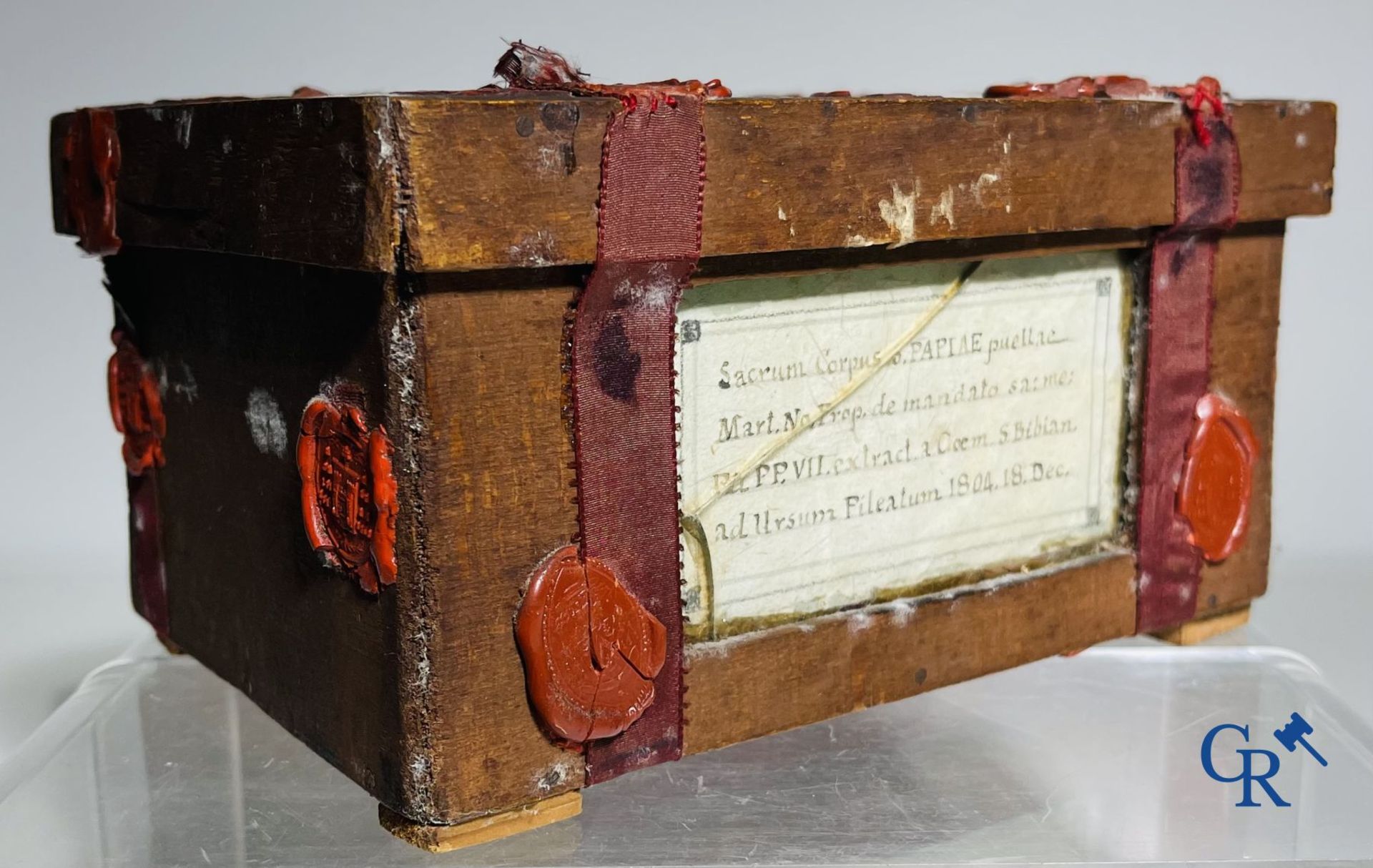 An antique wooden reliquary sealed with wax seals. Early 19th century. - Image 9 of 15