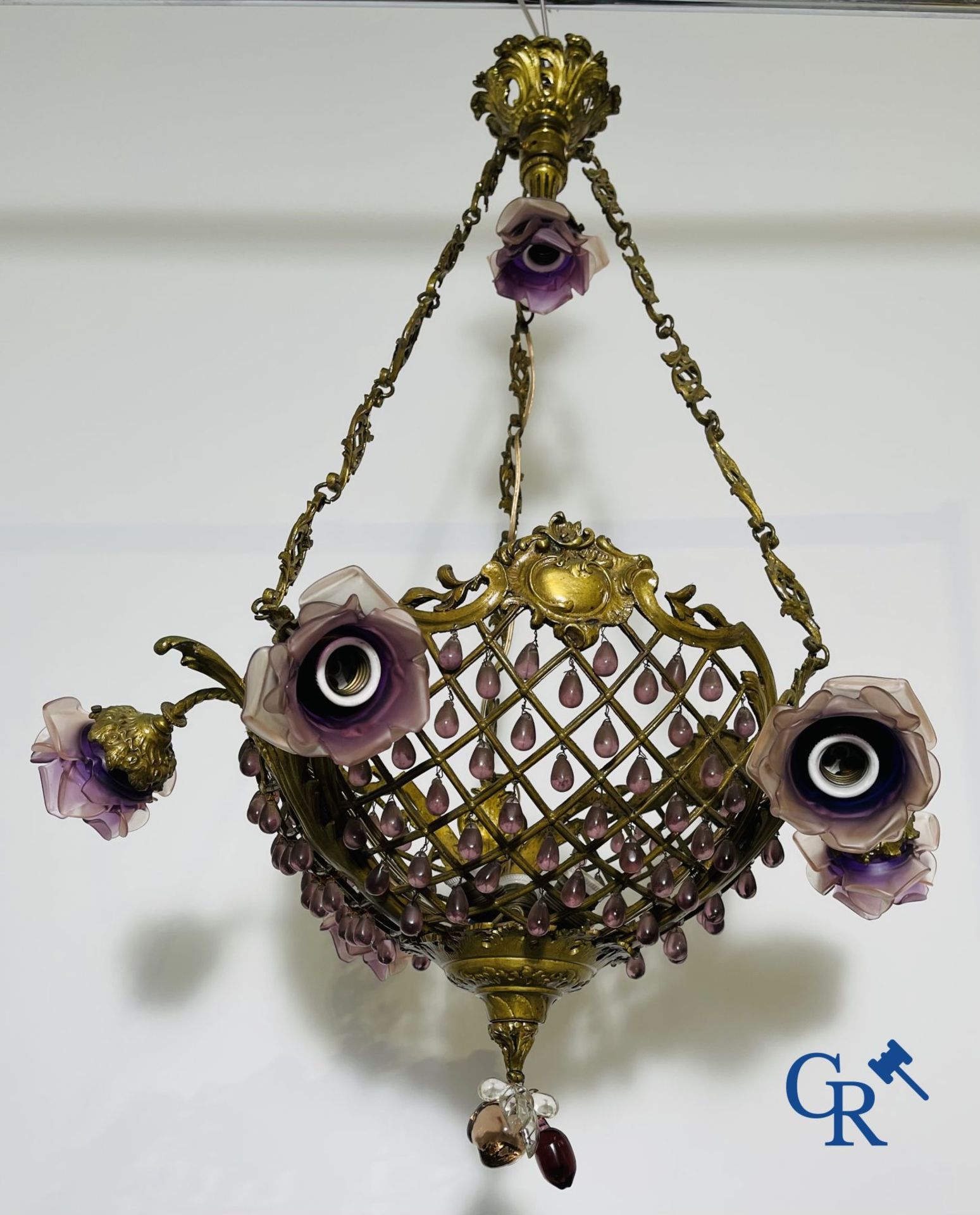 Chandelier: Belle époque chandelier in bronze and coloured glass. - Image 3 of 5