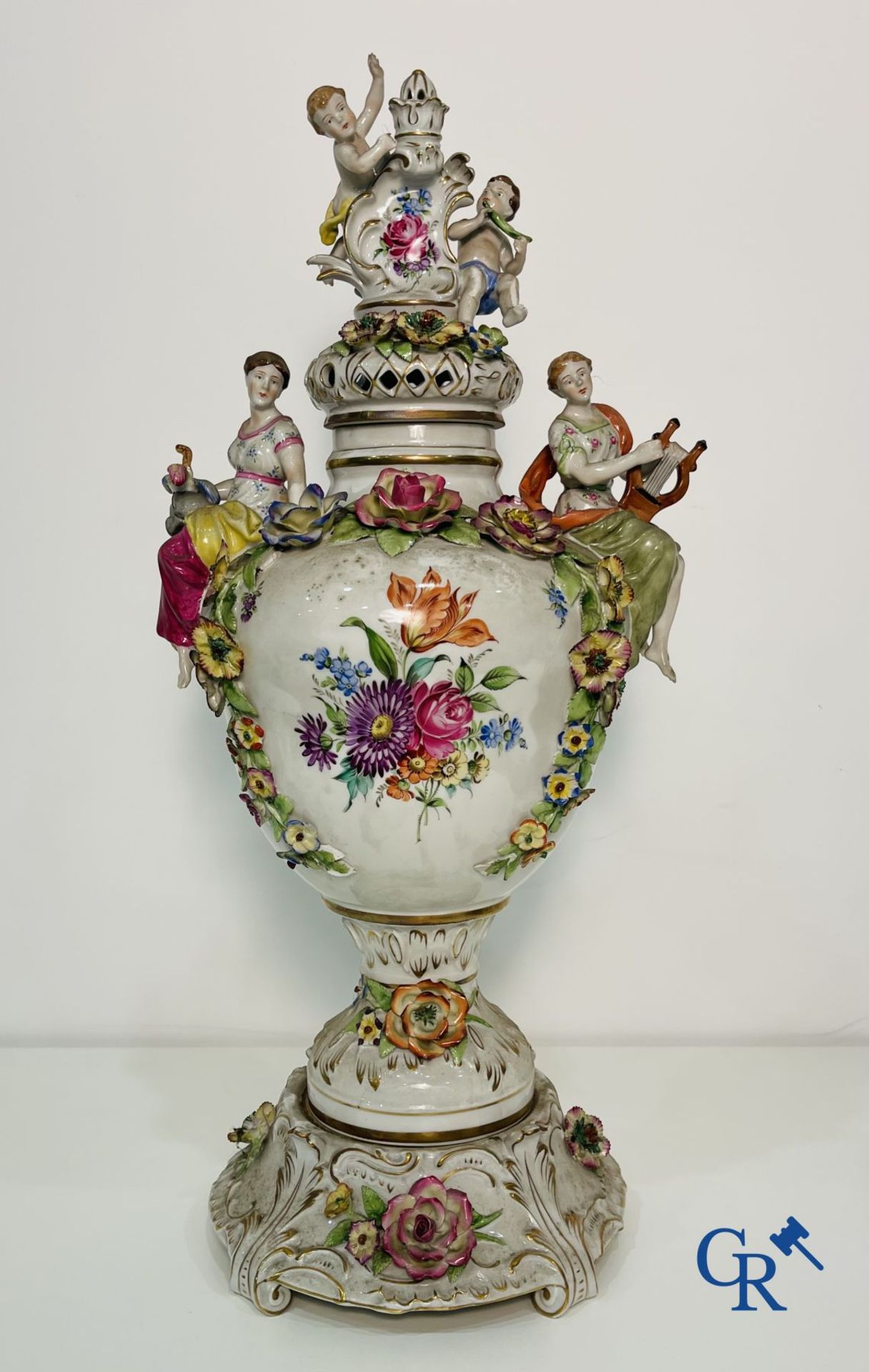 Sax porcelain: A lot with various pieces of Sax porcelain. - Image 2 of 11