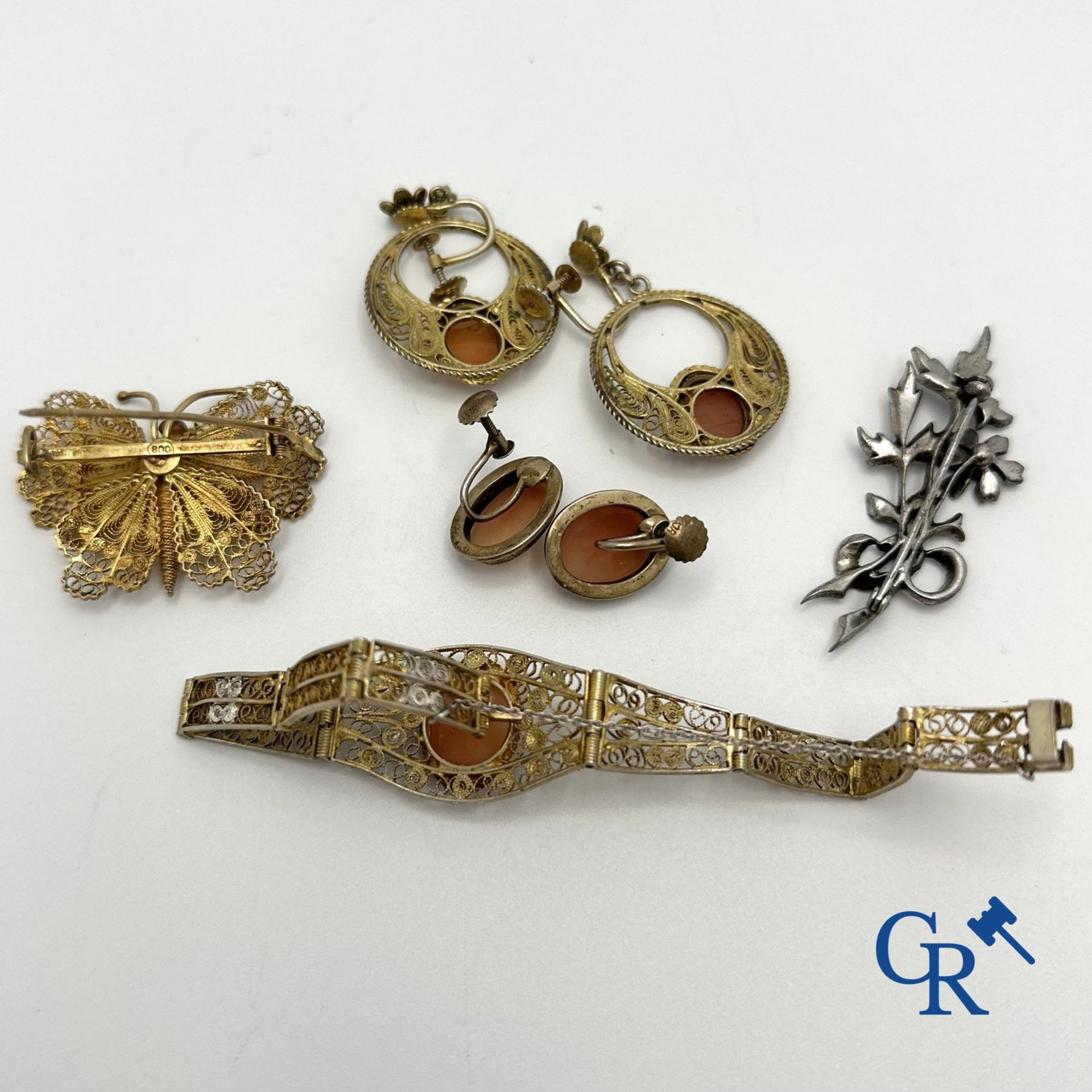 Jewels: Lot of fantasy jewels in silver. - Image 4 of 5