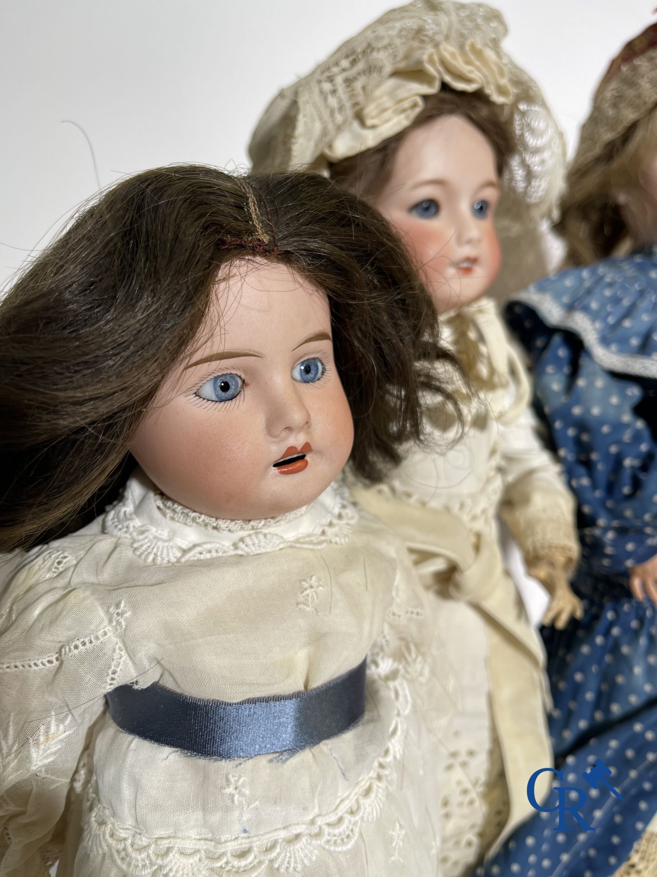 Toys: antique dolls: 4 antique dolls with porcelain head. - Image 4 of 11