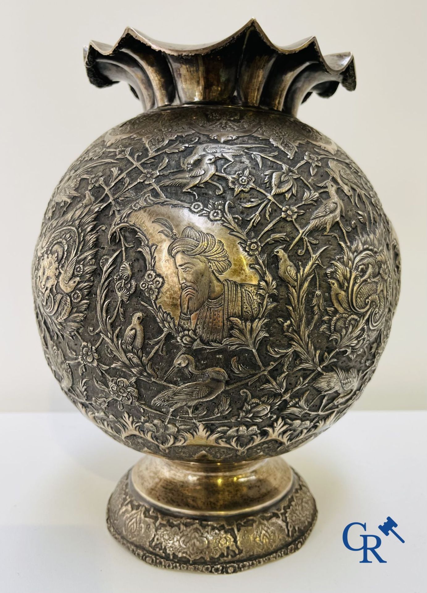 Silver: Vase in silver (Iran?) with a fine decor of birds, forest animals and characters. - Image 4 of 12