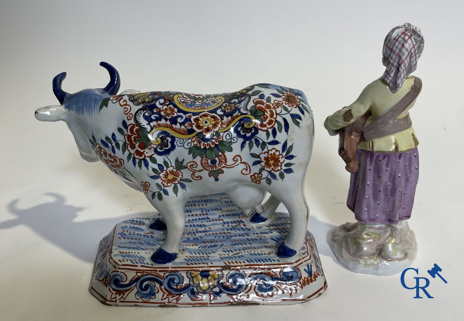 A part of a North French fountain and various pieces in faience and various antiques. - Image 13 of 22