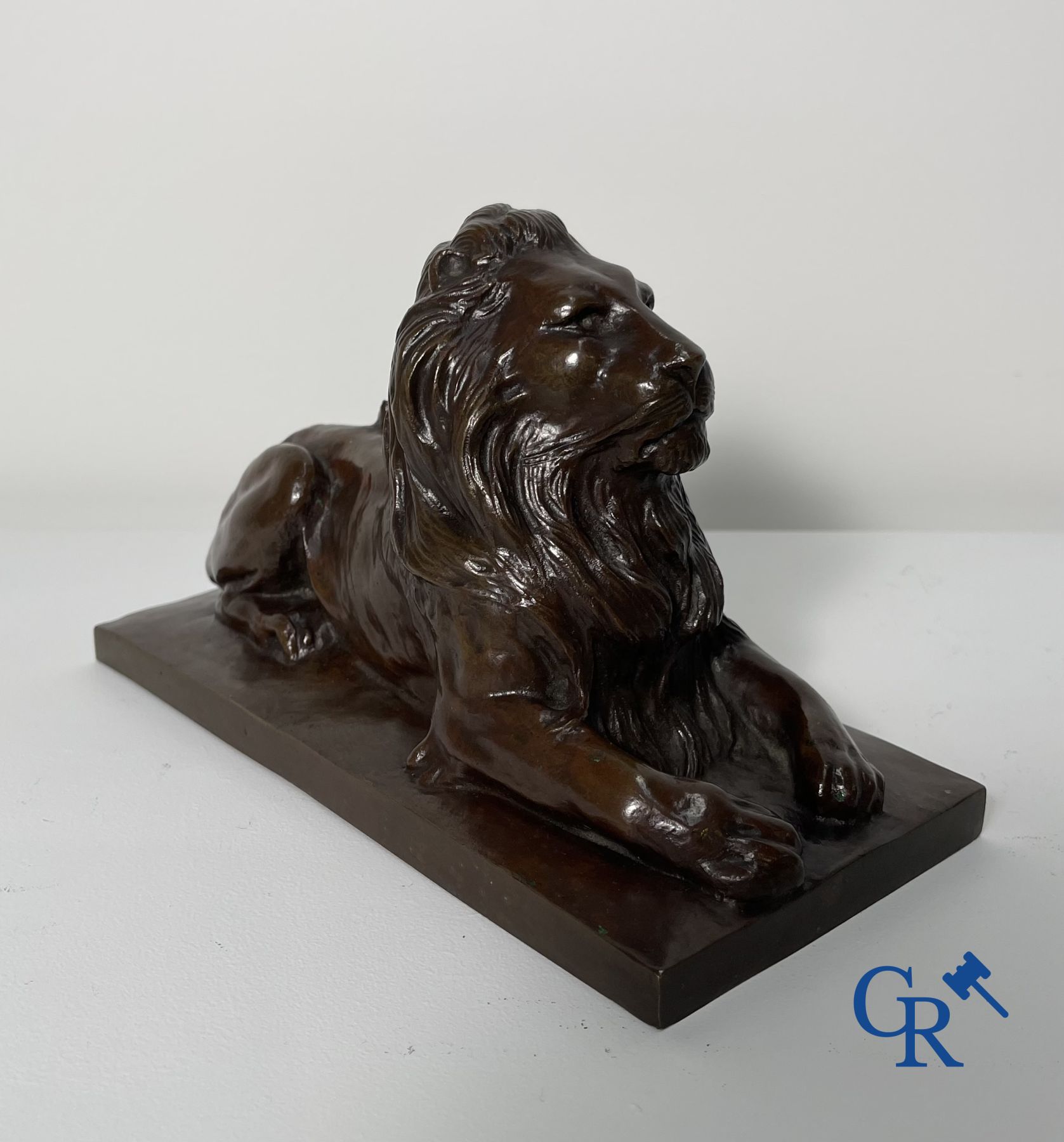 Bronze, Sculpture: Jules Vits. Melle 1868-1935. Bronze statue of a reclining lion. - Image 5 of 5