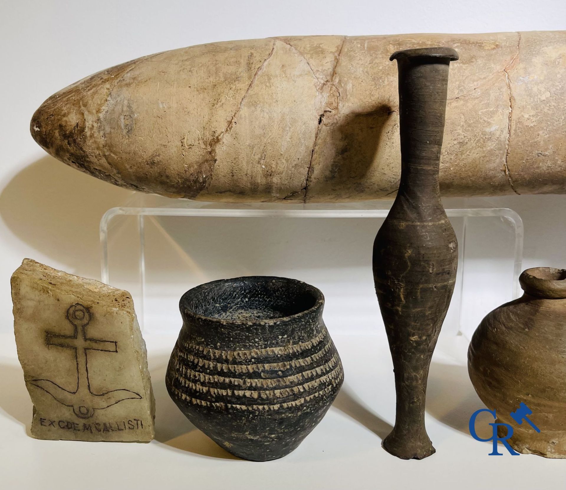 A collection of archaeological finds mainly in pottery. - Image 4 of 12