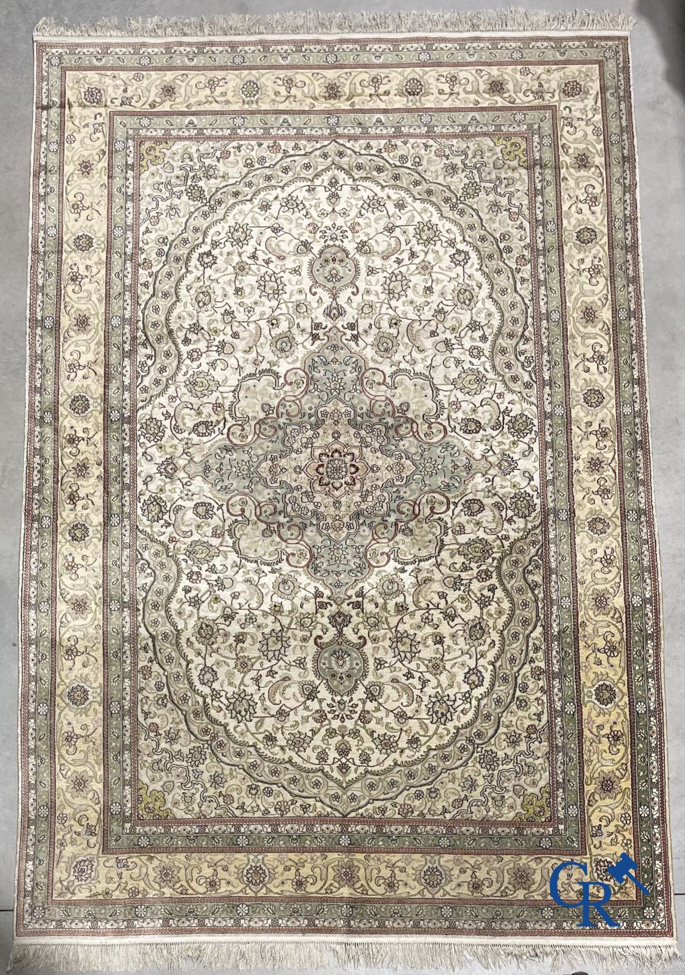 Oriental carpets: Hereke. Large carpet in silk. - Bild 2 aus 10