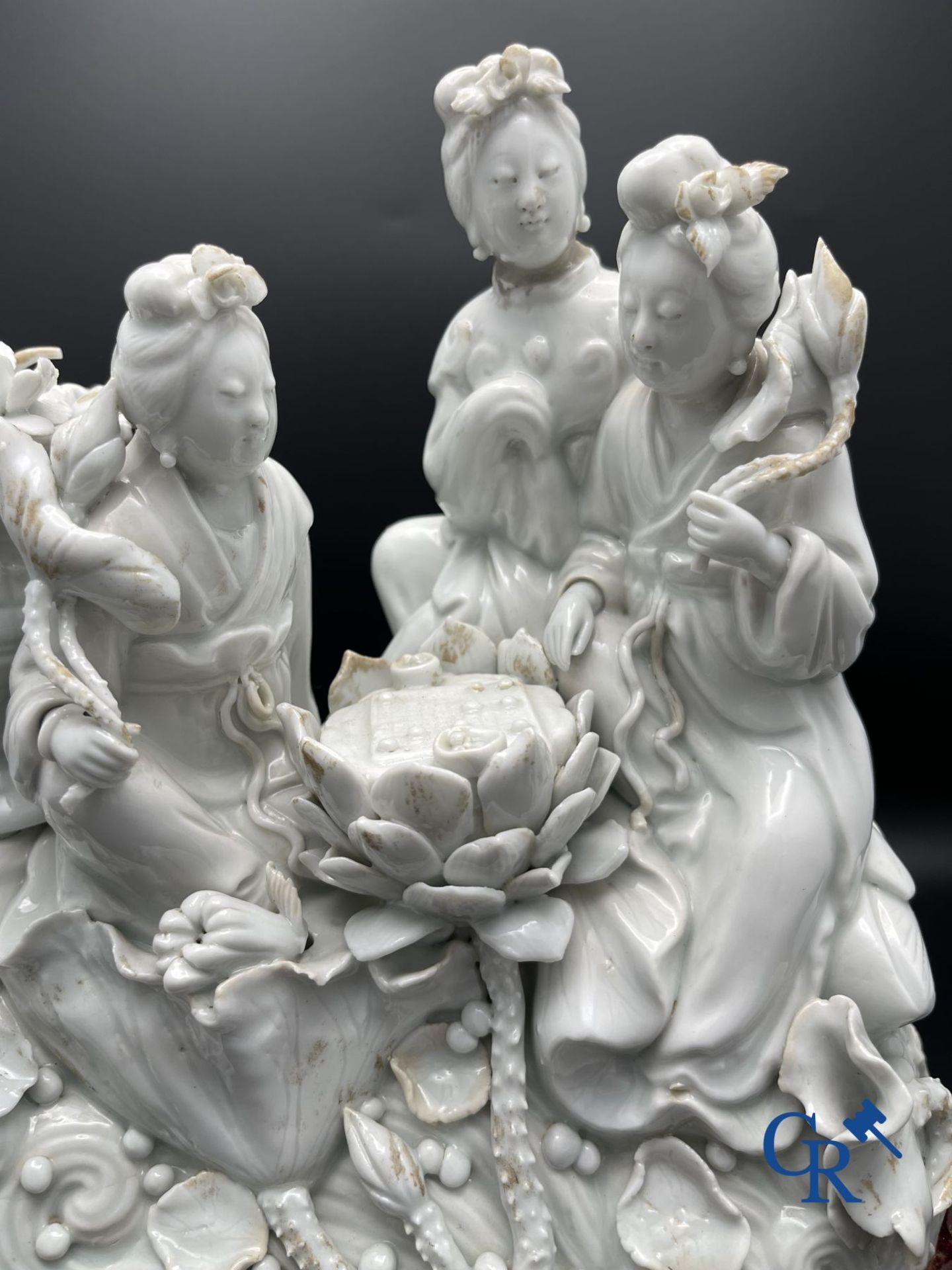 Chinese porcelain: A Buddhist lion and a group in blanc de Chine. - Image 5 of 28