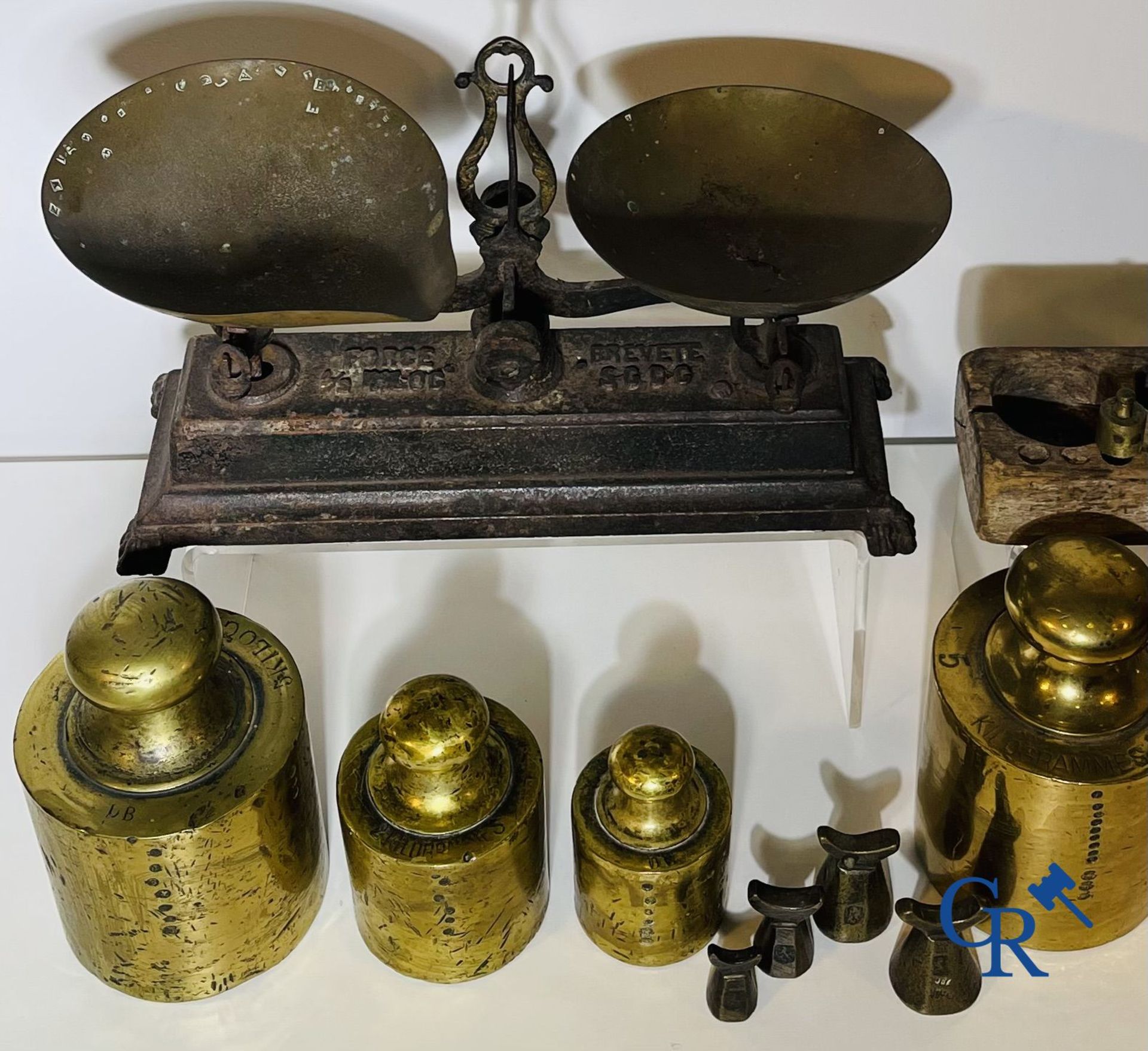 A various lot of antique calibration weights and a calibrated scale. 18th-19th century. - Image 2 of 8