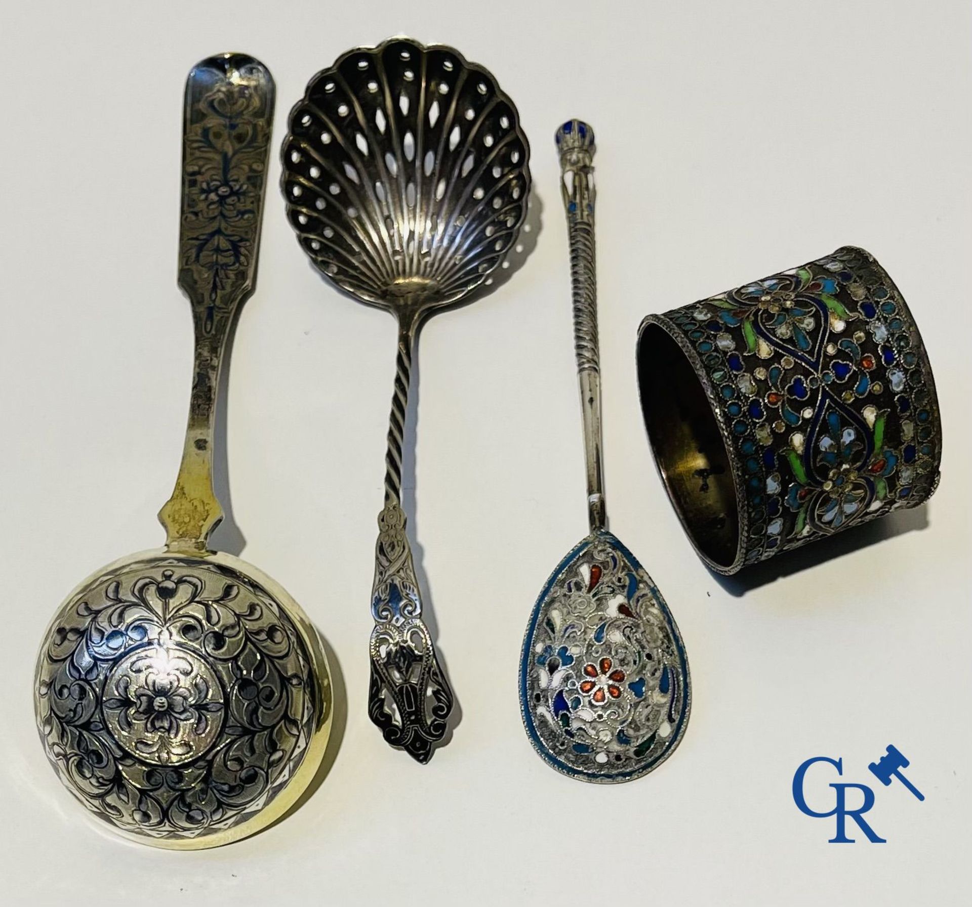 Russian silver: A lot with different pieces of Russian silver. - Image 2 of 18