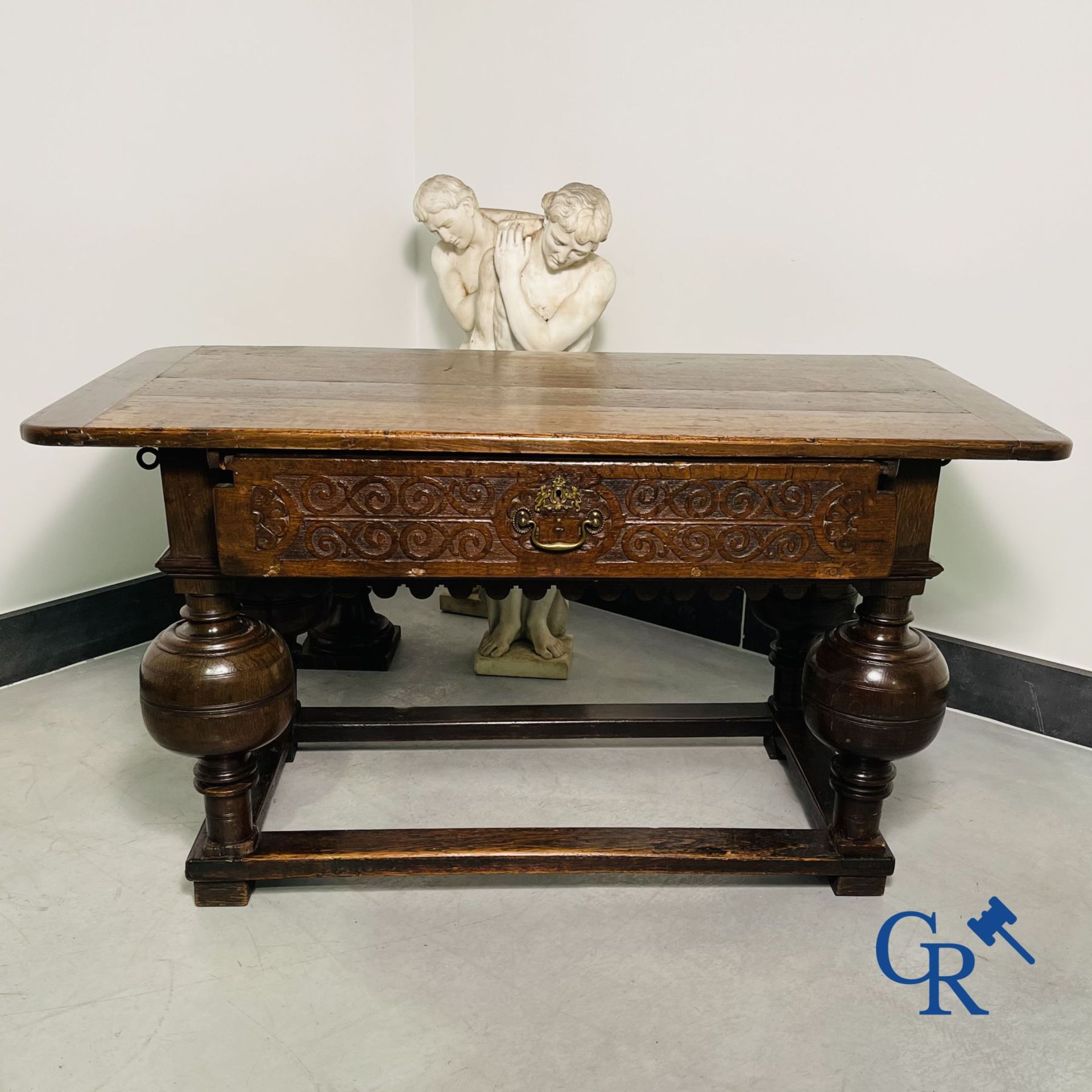 Furniture: An oak table with drawer. 17th - 18th century. - Image 3 of 16