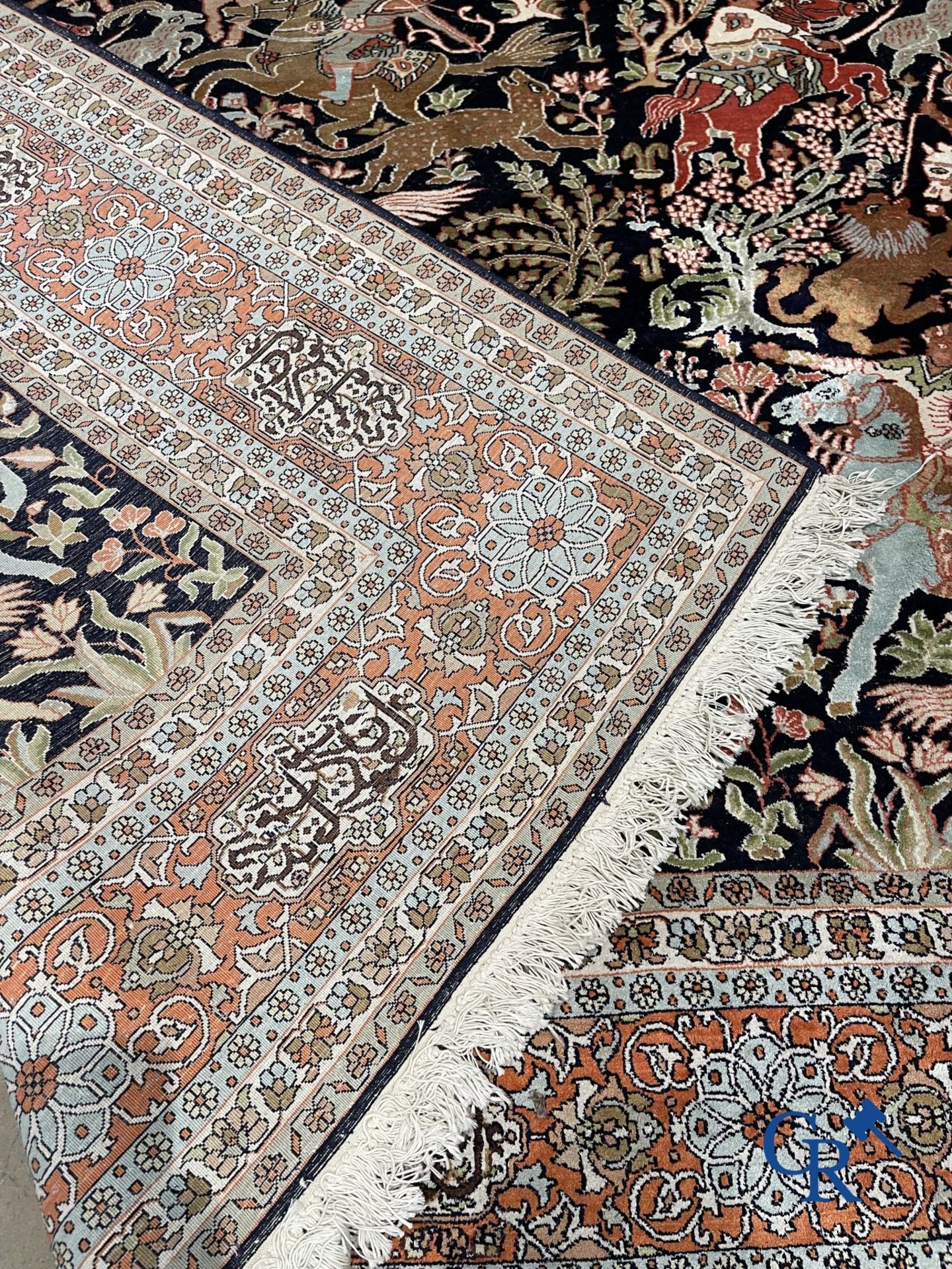 Carpets: Ghoum: Large silk carpet with hunting scenes. Wool and silk. - Bild 7 aus 10