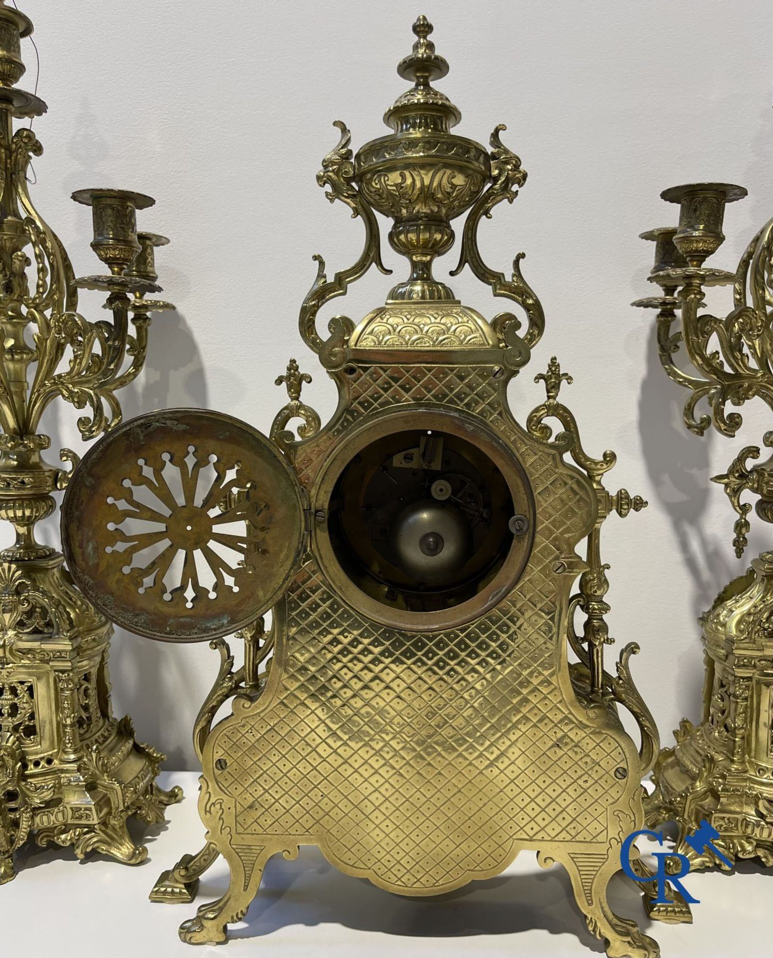 A three-part bronze fireplace clockset in Renaissance style and 2 painted tin and bronze pendant clo - Image 8 of 8