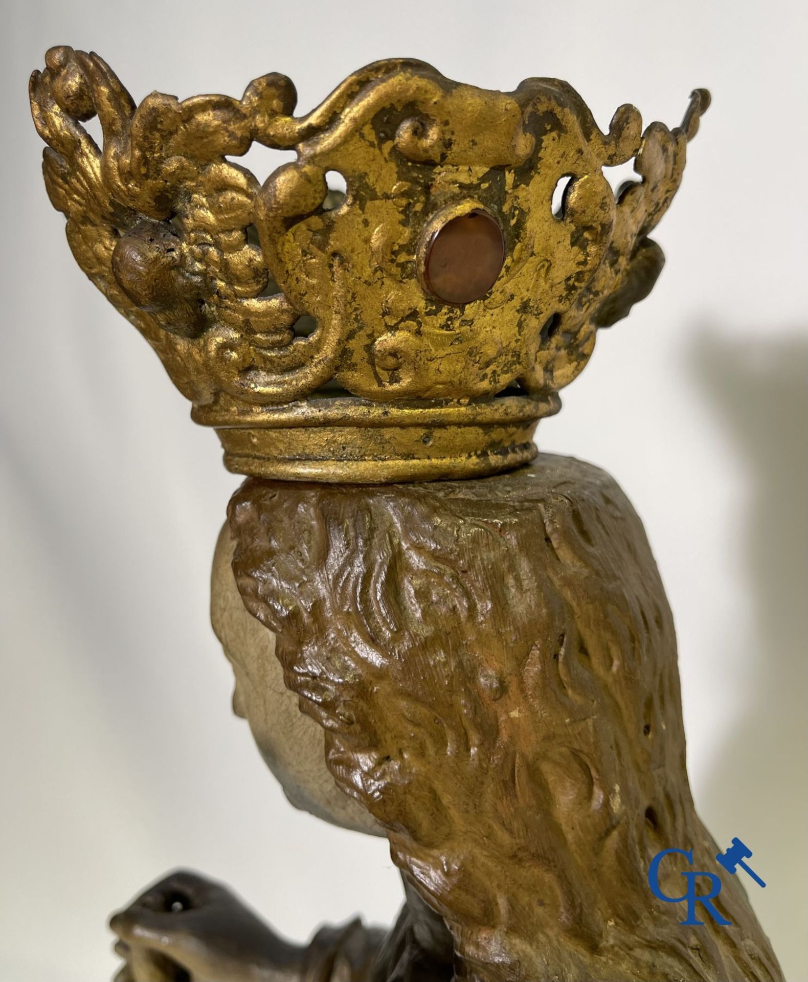 Wooden polychrome Baroque sculpture of Mary with child. The Crown inlaid with an amber-like rock. - Image 14 of 30