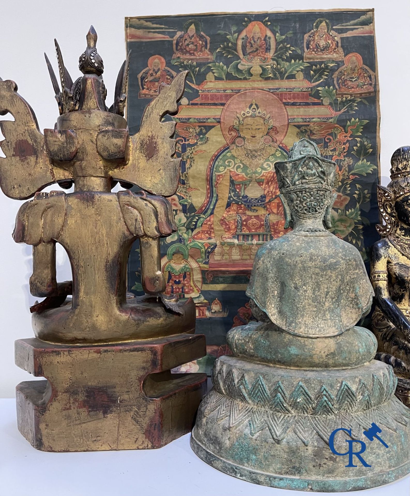 Asian Art: a lot consisting of 4 statues and a thangka. - Image 6 of 18