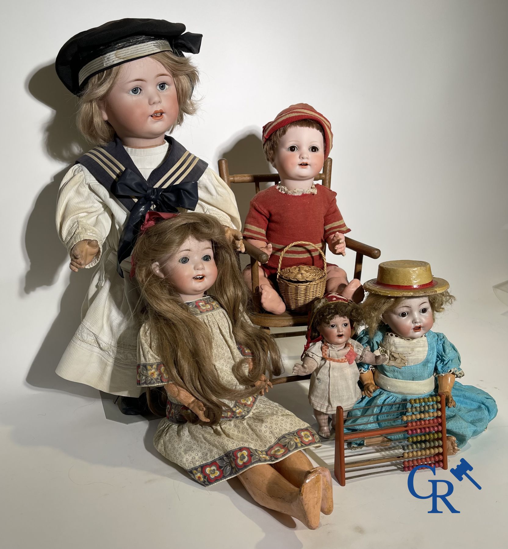 Toys: antique dolls: 5 German character dolls with porcelain head. - Image 2 of 15