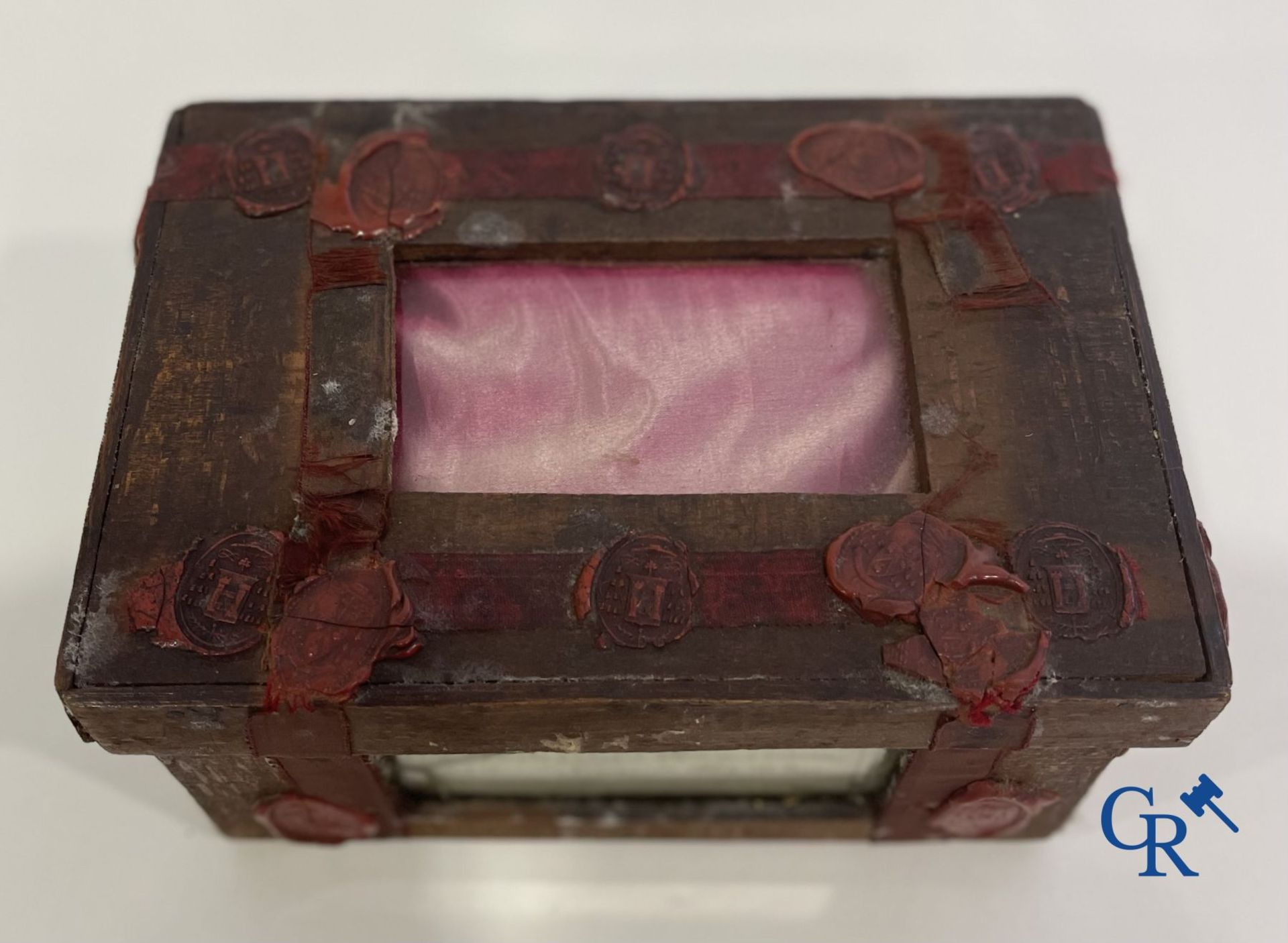 An antique wooden reliquary sealed with wax seals. Early 19th century. - Image 13 of 15