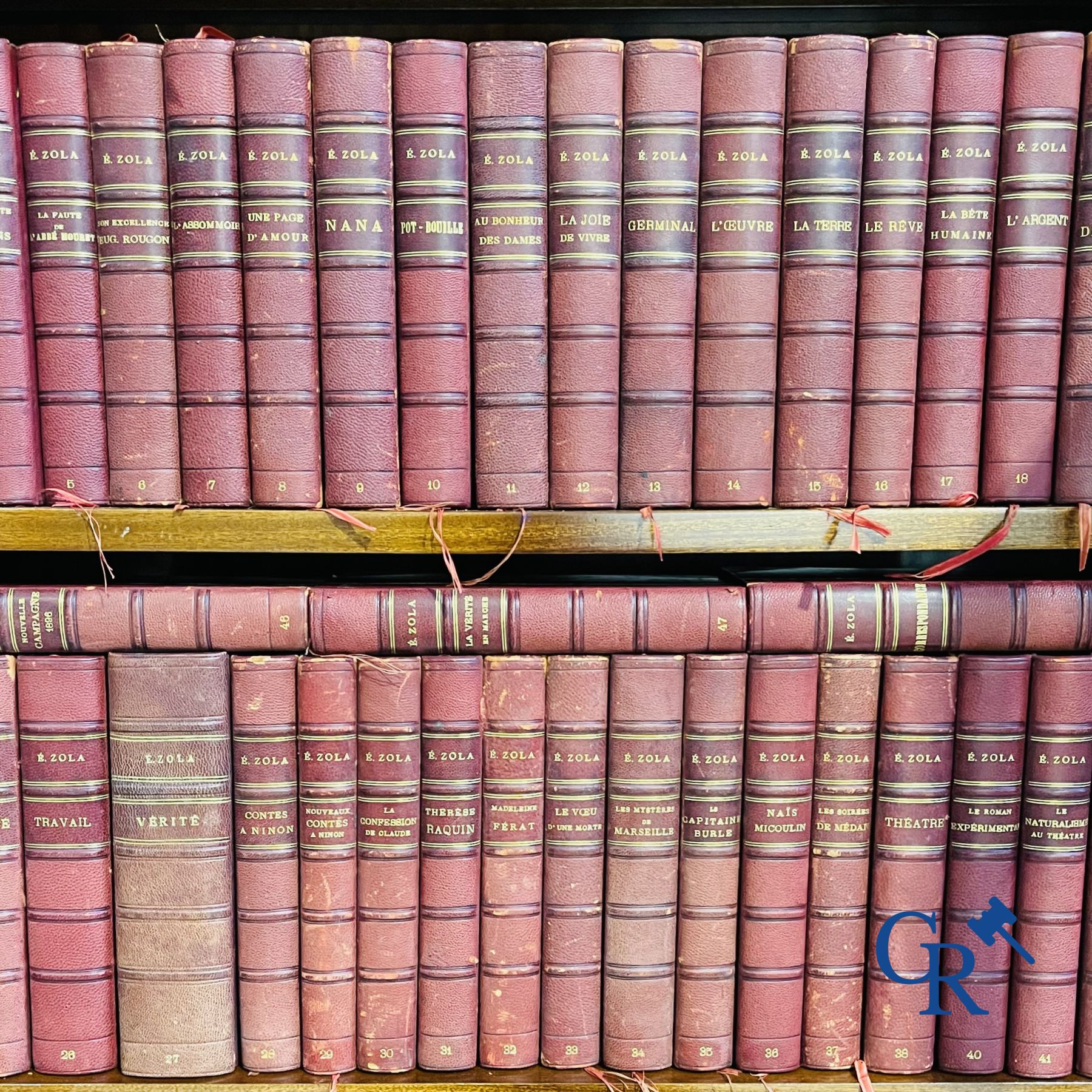 Books: Emile Zola, collection of works edition, Eugène Fasquelle. 47 volumes.