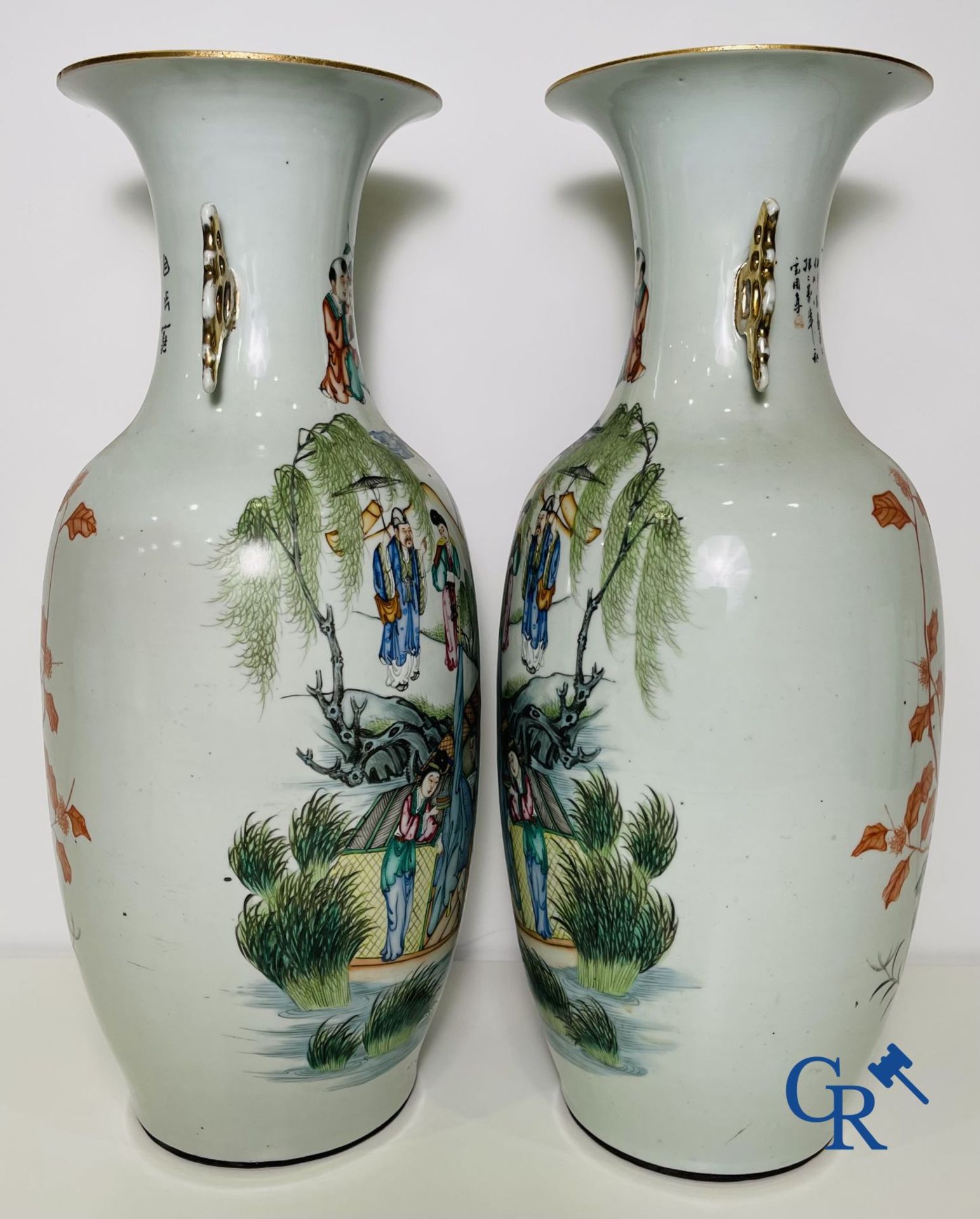 Chinese porcelain: A pair of Chinese vases with a double decor. - Image 21 of 30
