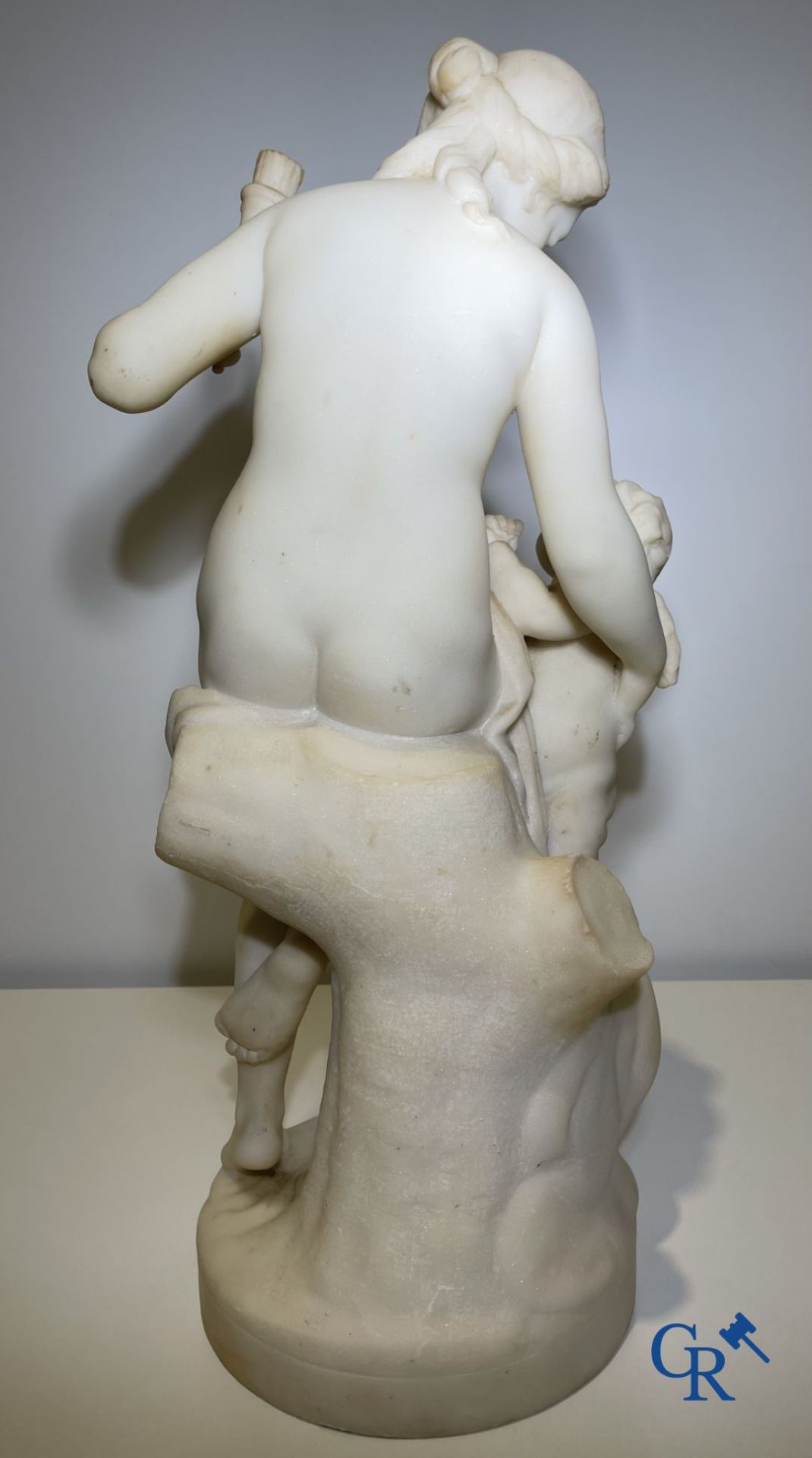 Marble statue after Etienne Maurice Falconnet. Venus and Cupid. 19th century. Signed Falconnet. - Bild 11 aus 21