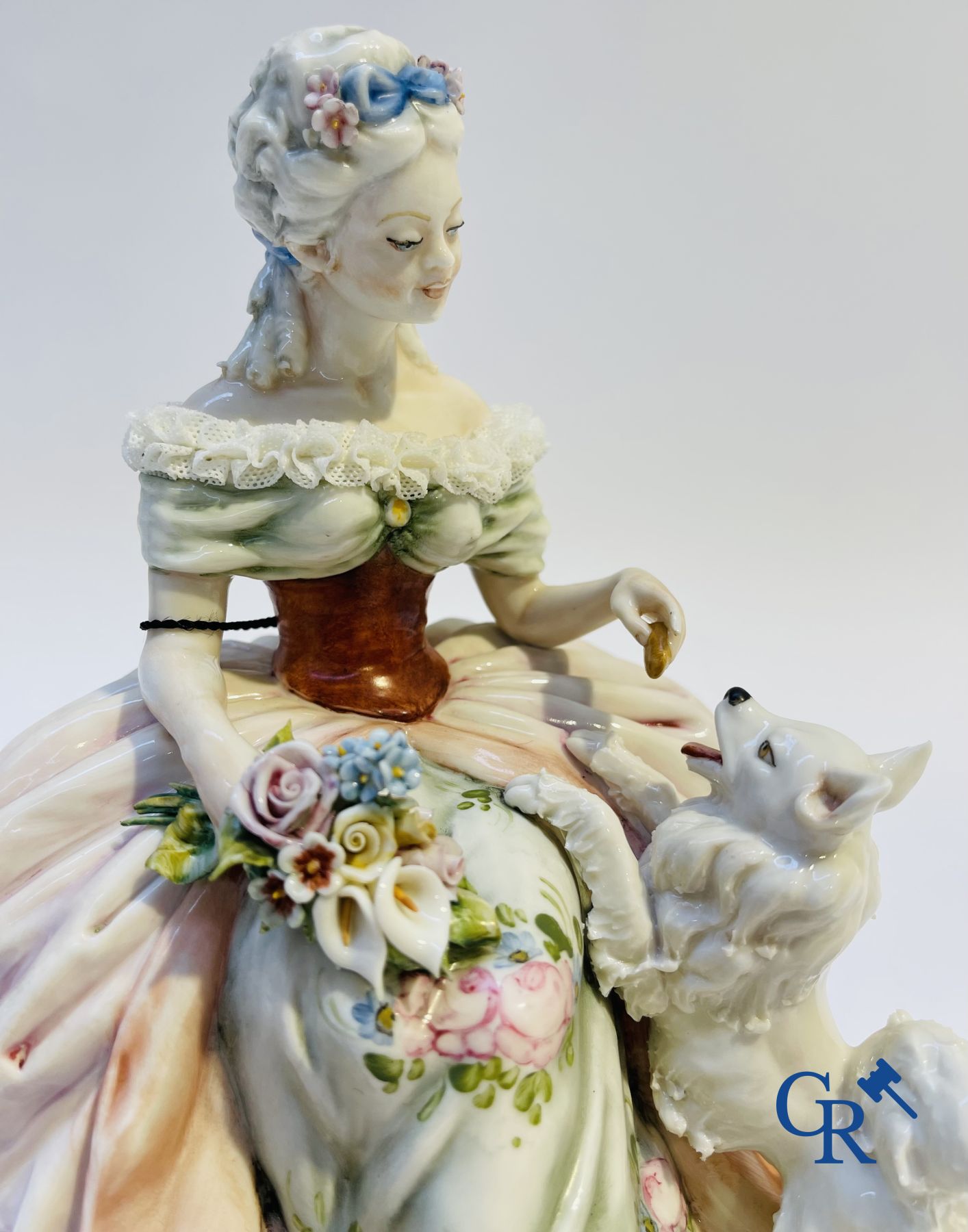 Porcelain: Capodimonte: 2 groups in Italian porcelain with lace. - Image 4 of 11